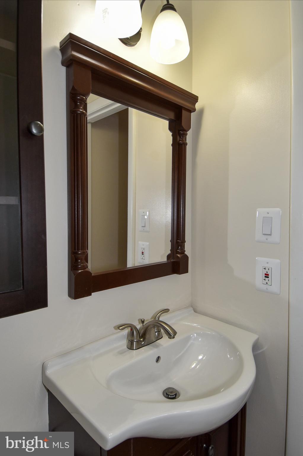 BRADMOOR - Residential Lease