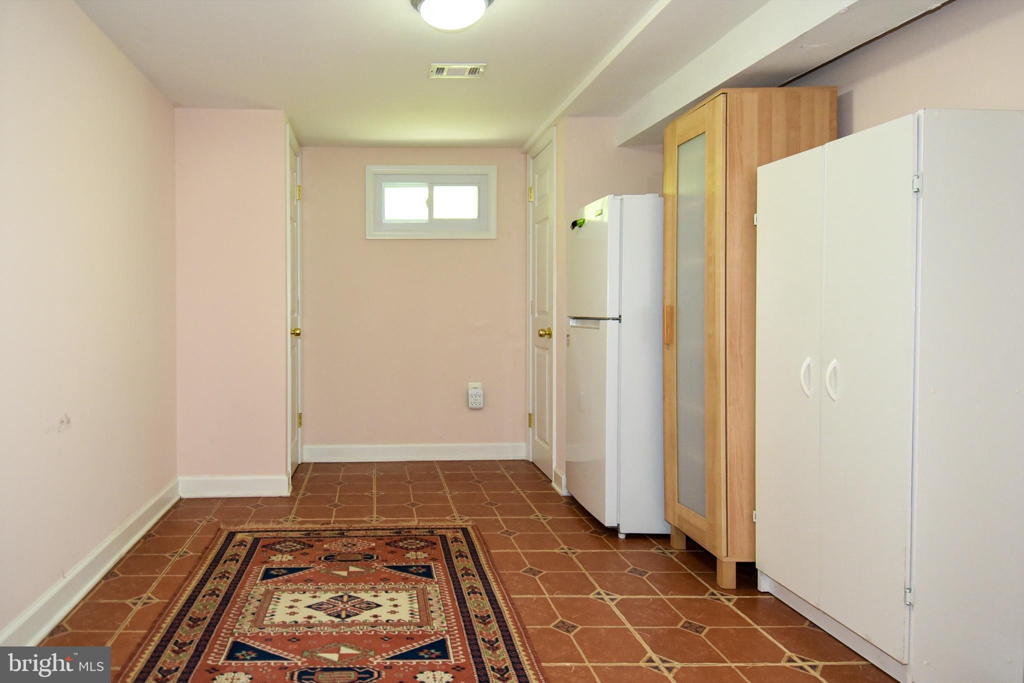 BRADMOOR - Residential Lease