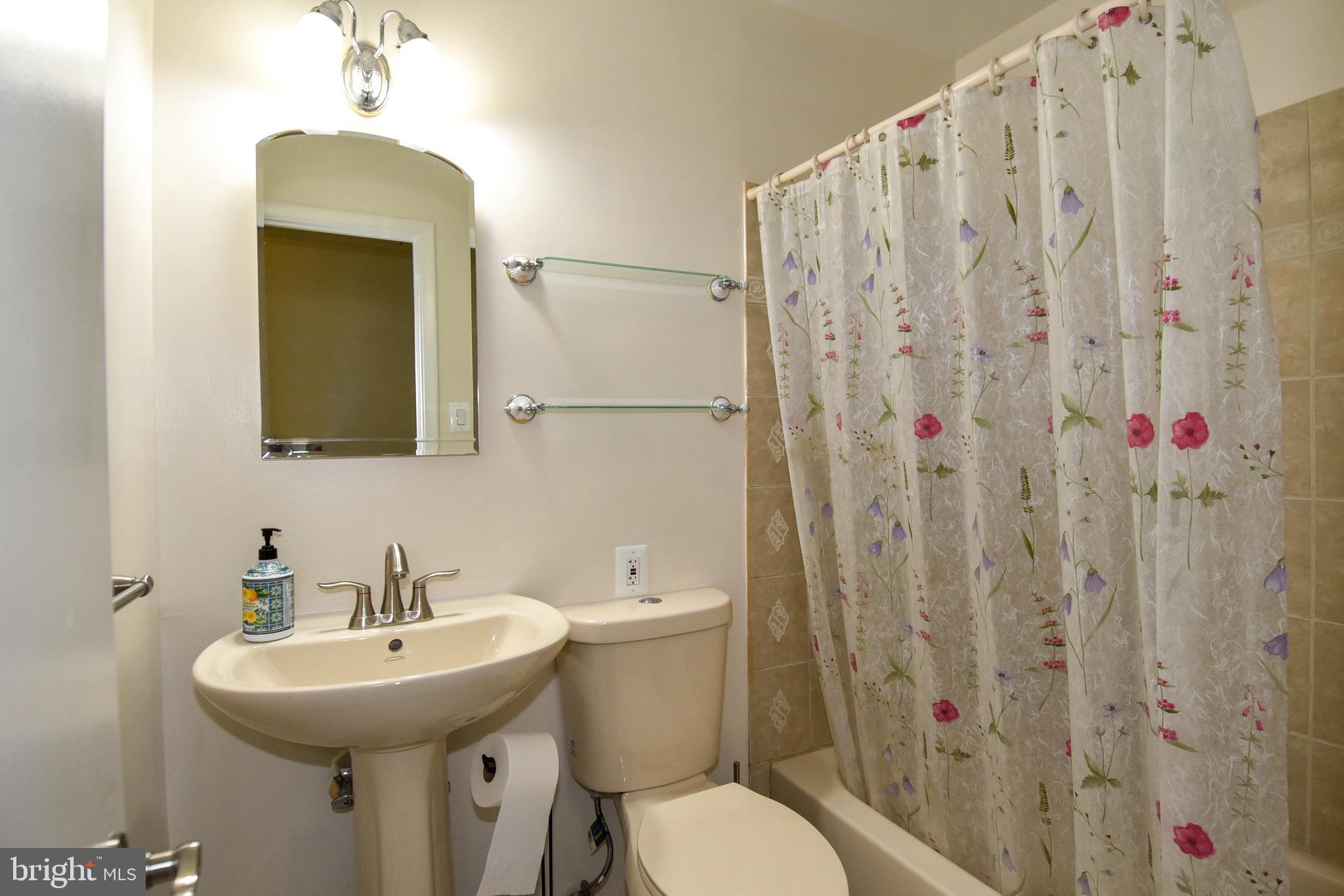 BRADMOOR - Residential Lease