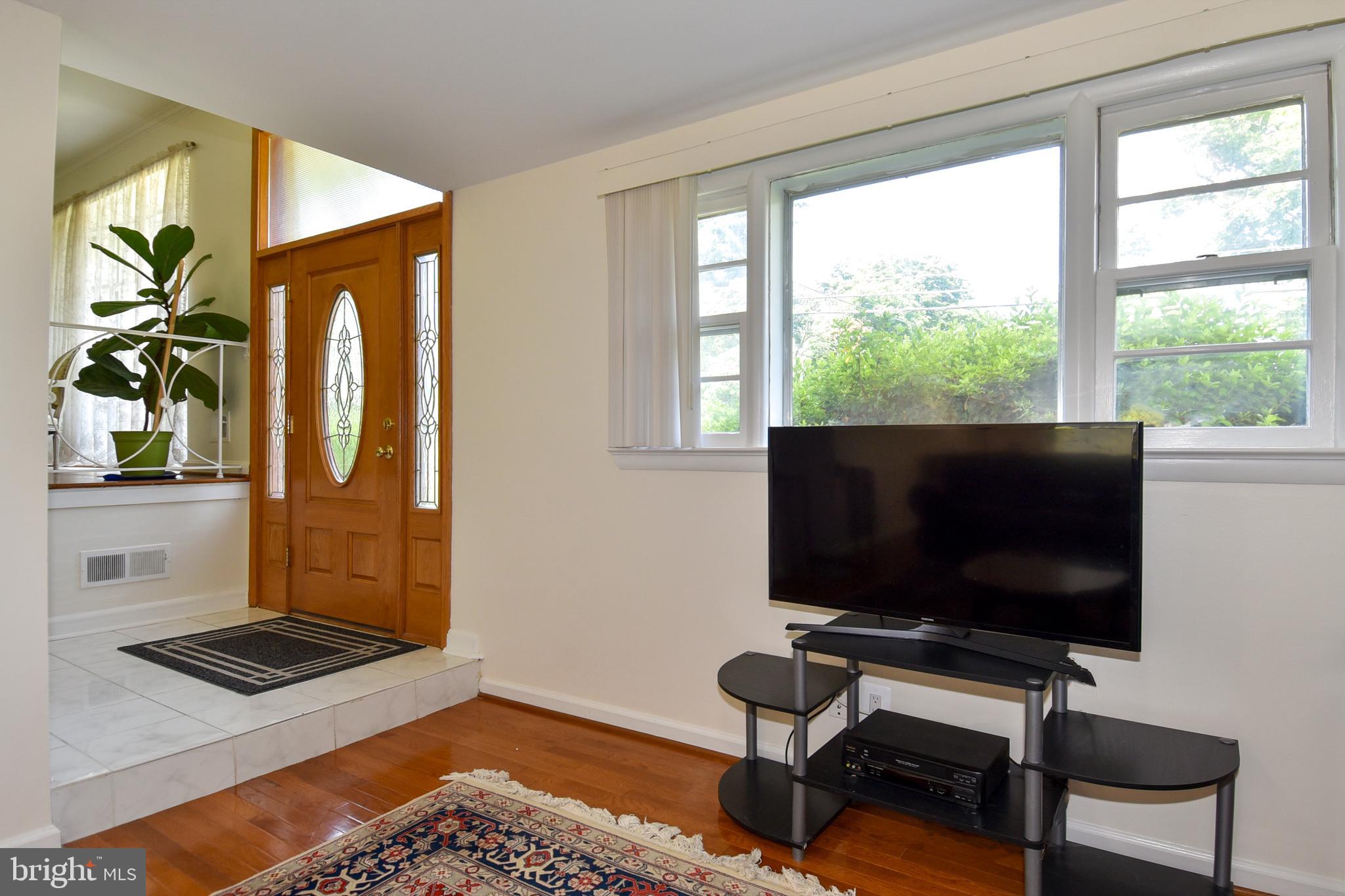 BRADMOOR - Residential Lease