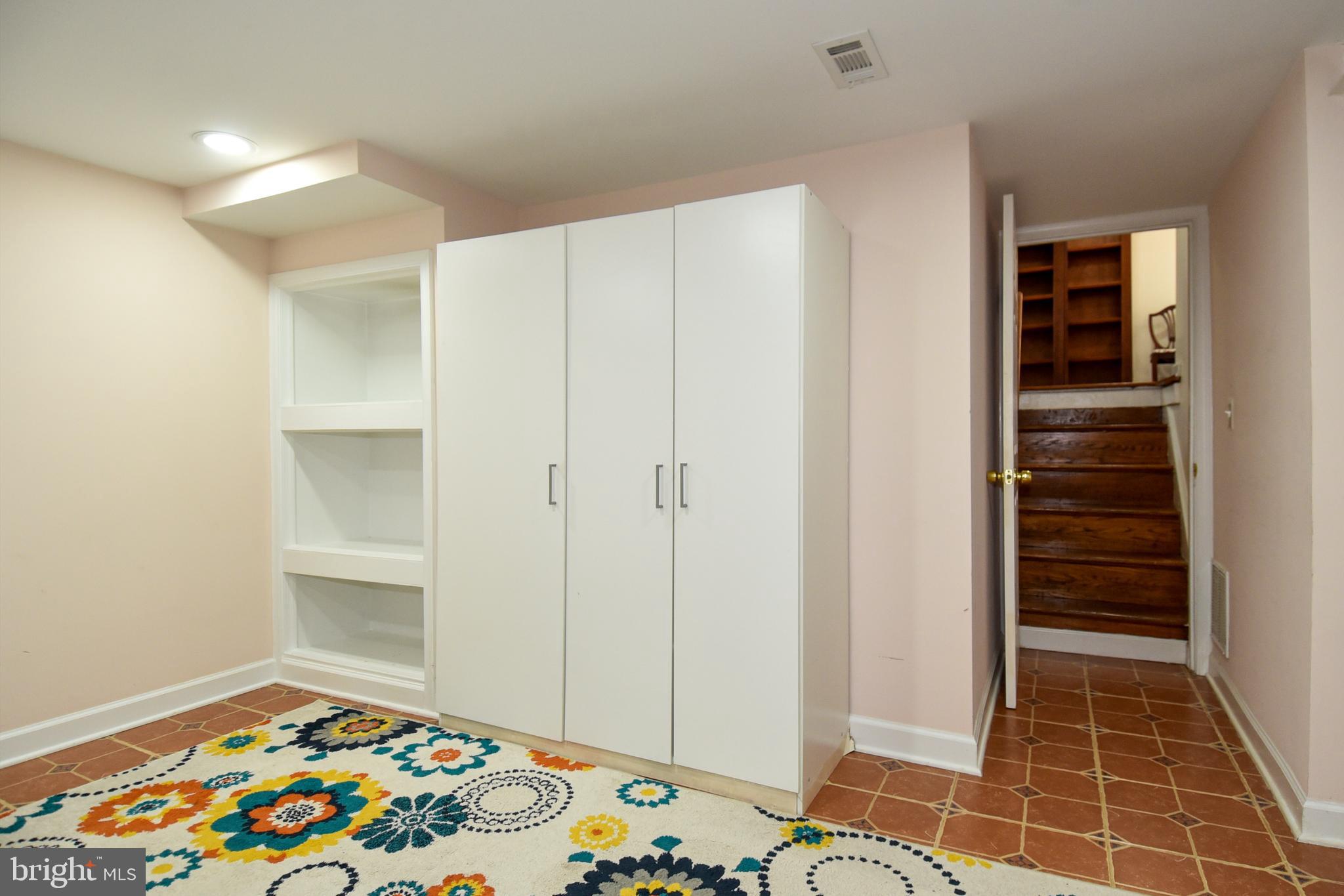 BRADMOOR - Residential Lease