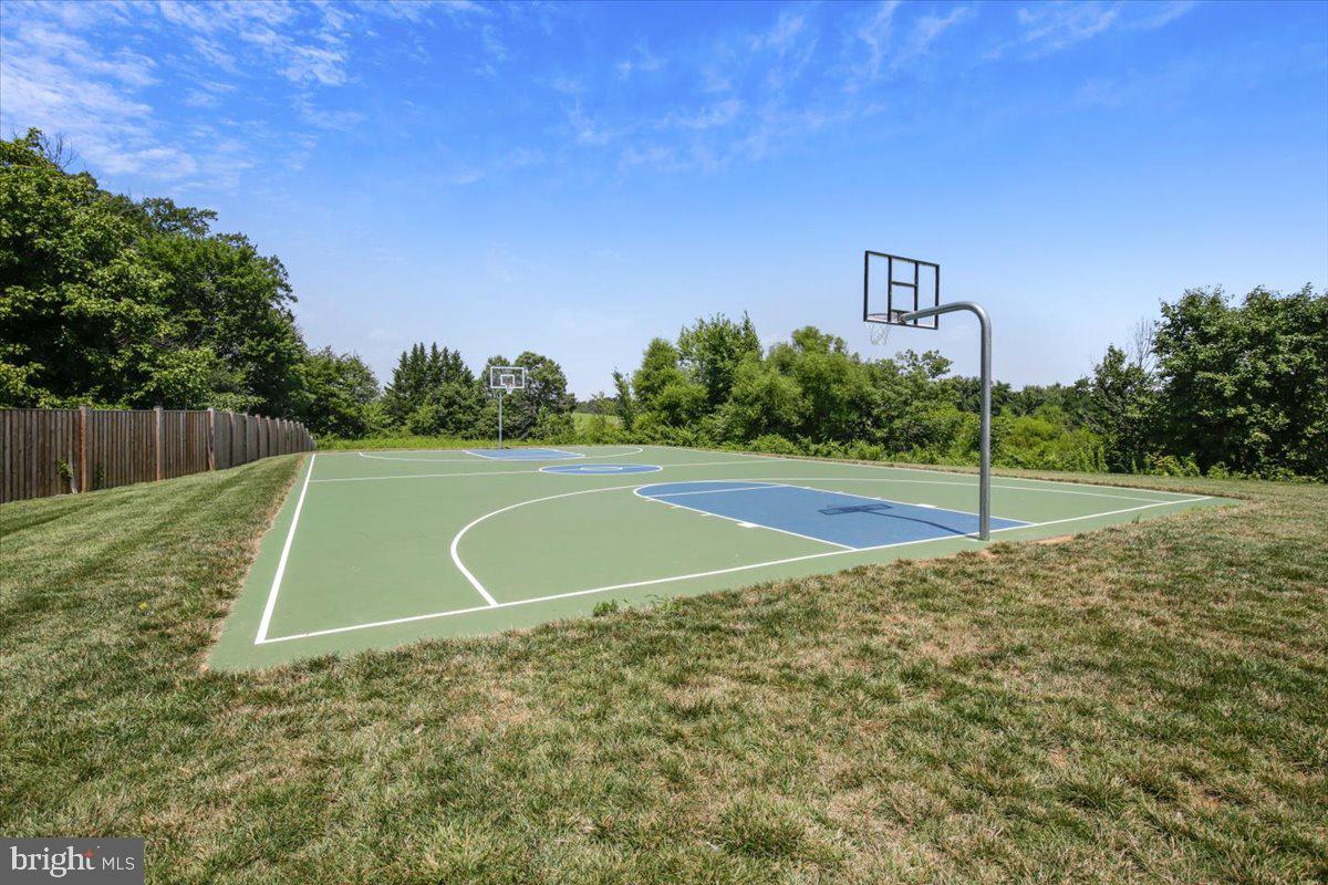 VILLAGES OF URBANA - Residential