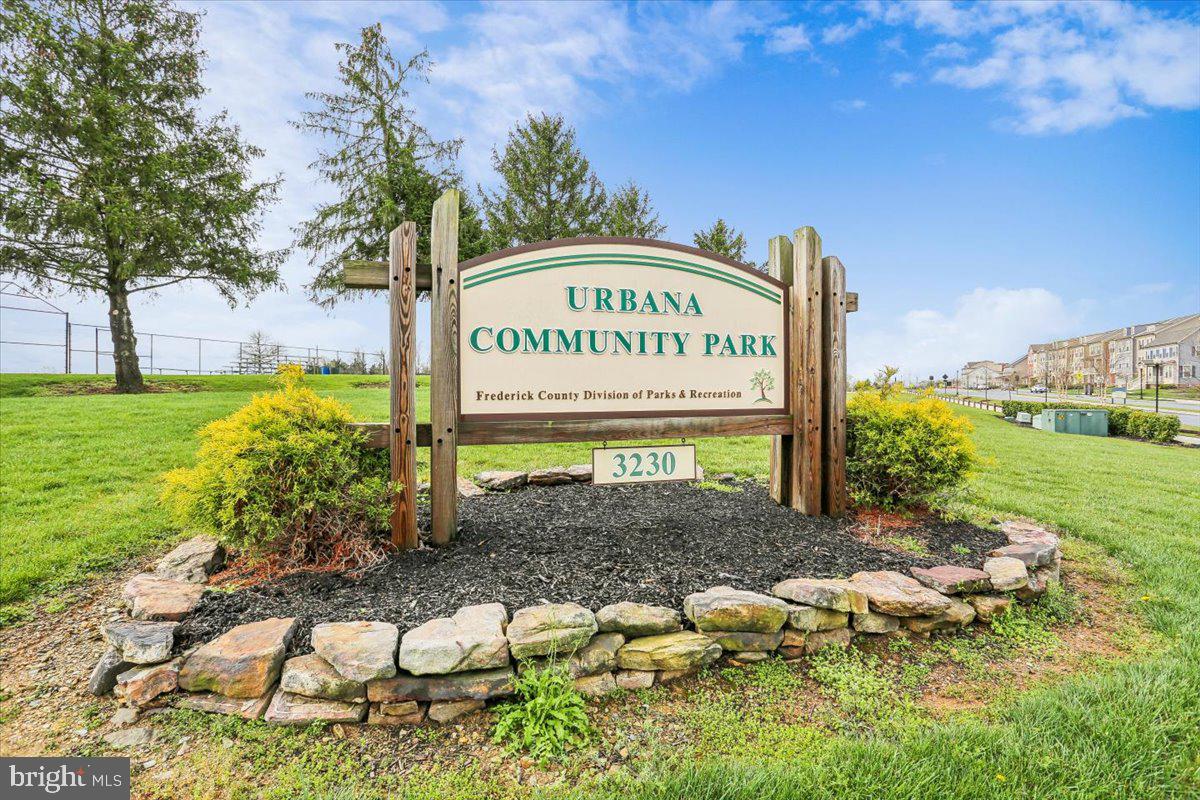 VILLAGES OF URBANA - Residential