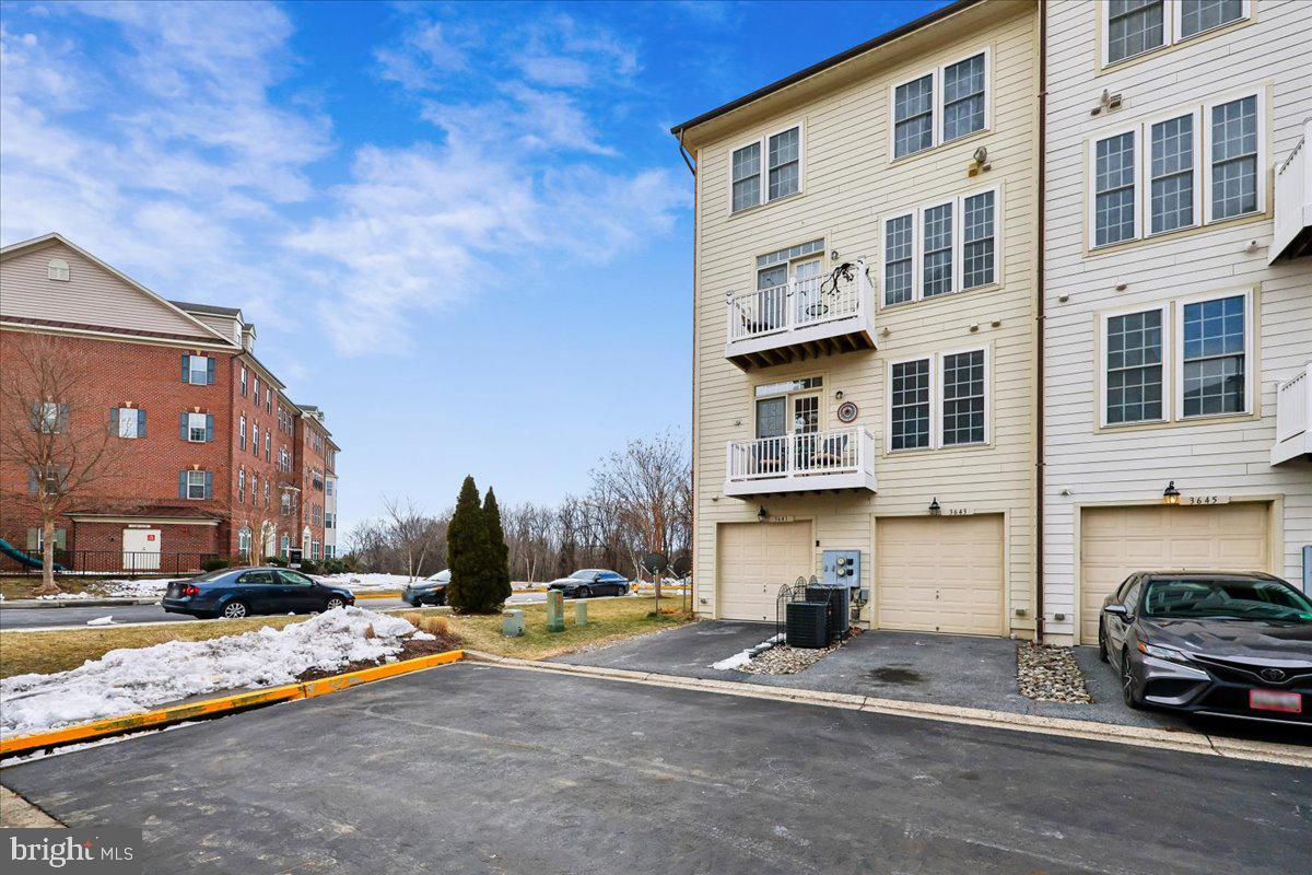 VILLAGES OF URBANA - Residential