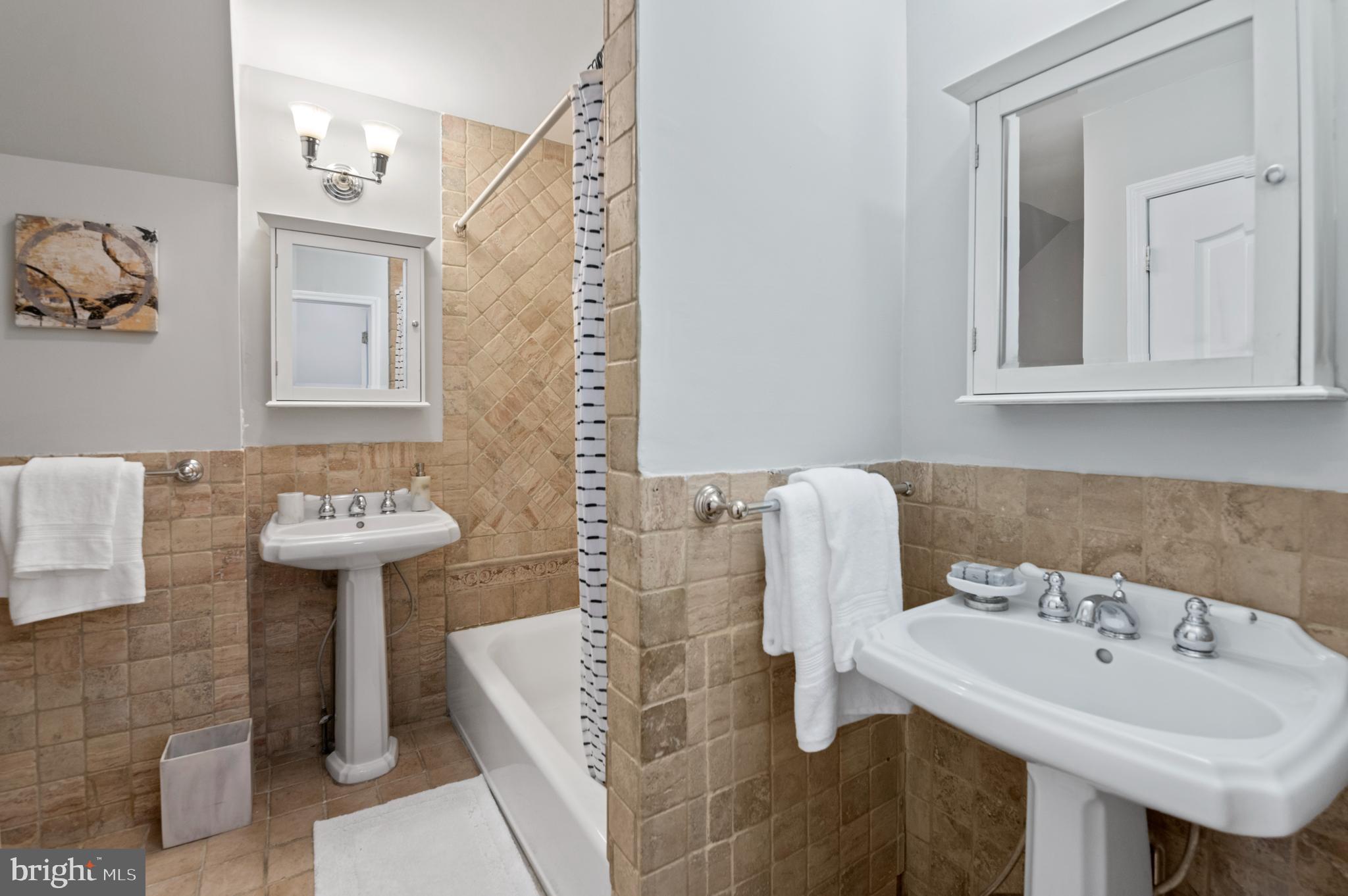 FAIRMOUNT - Residential