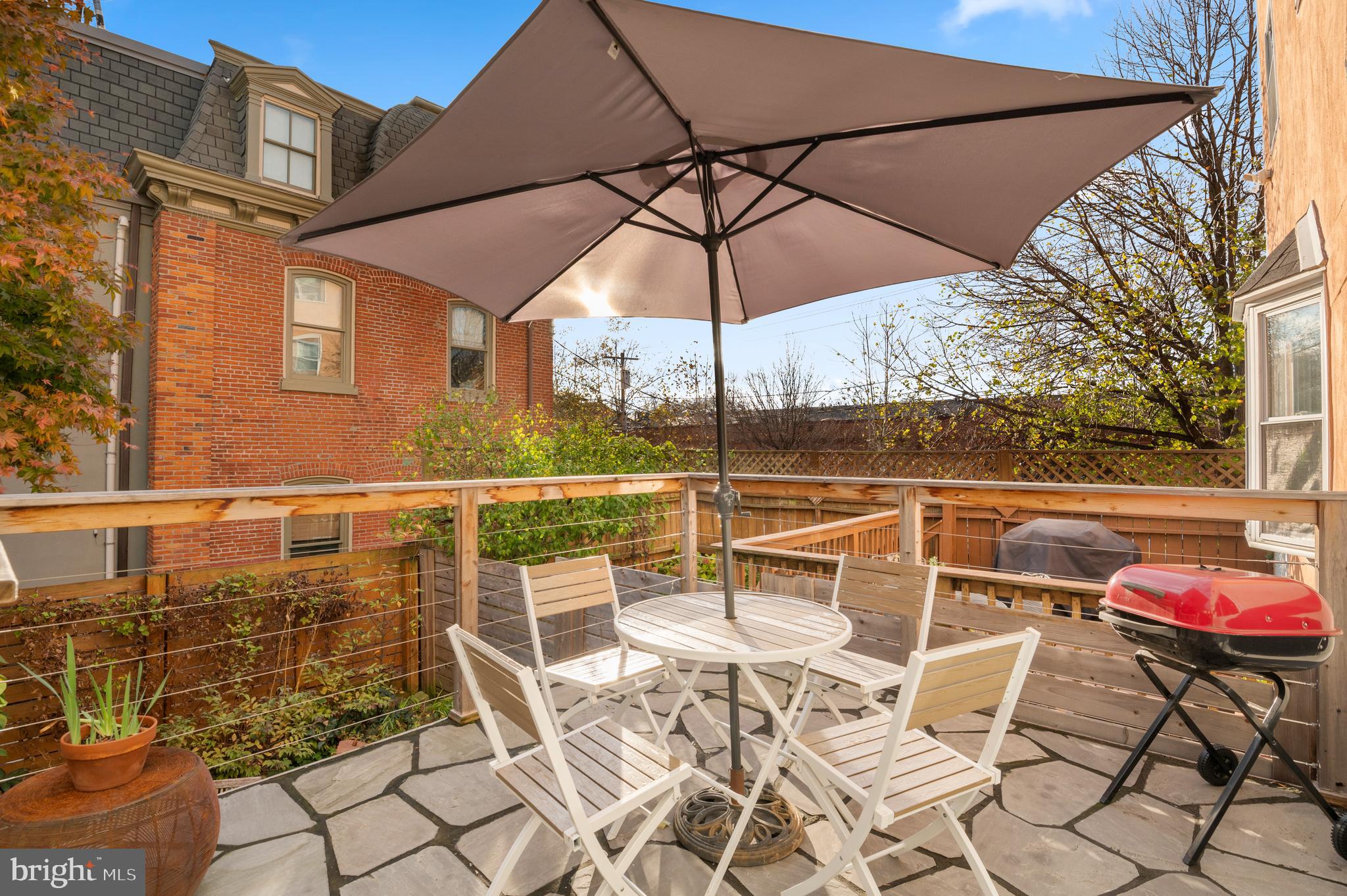 FAIRMOUNT - Residential