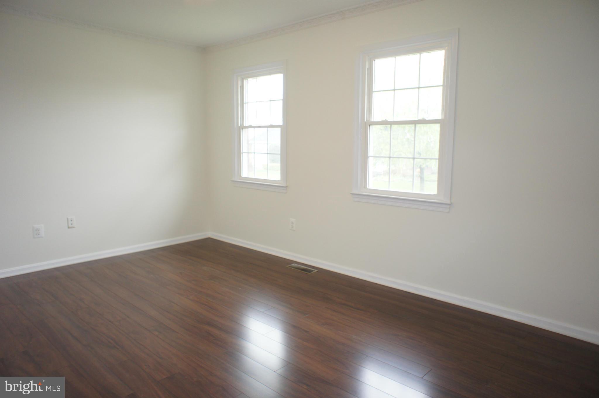 BROOKFIELD - Residential