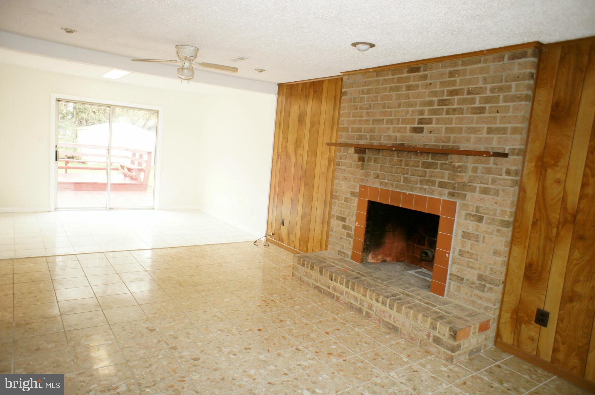 BROOKFIELD - Residential