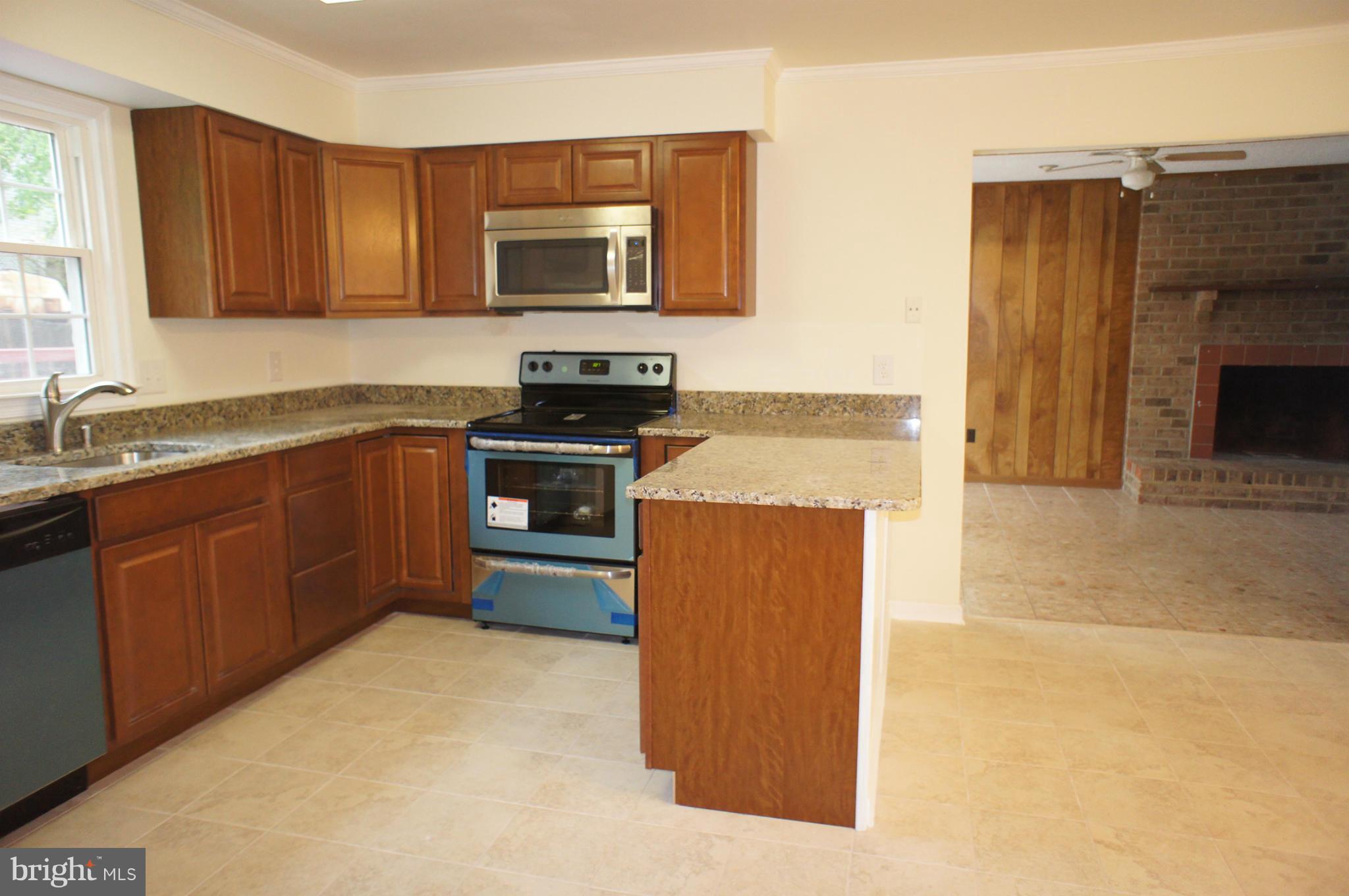 BROOKFIELD - Residential