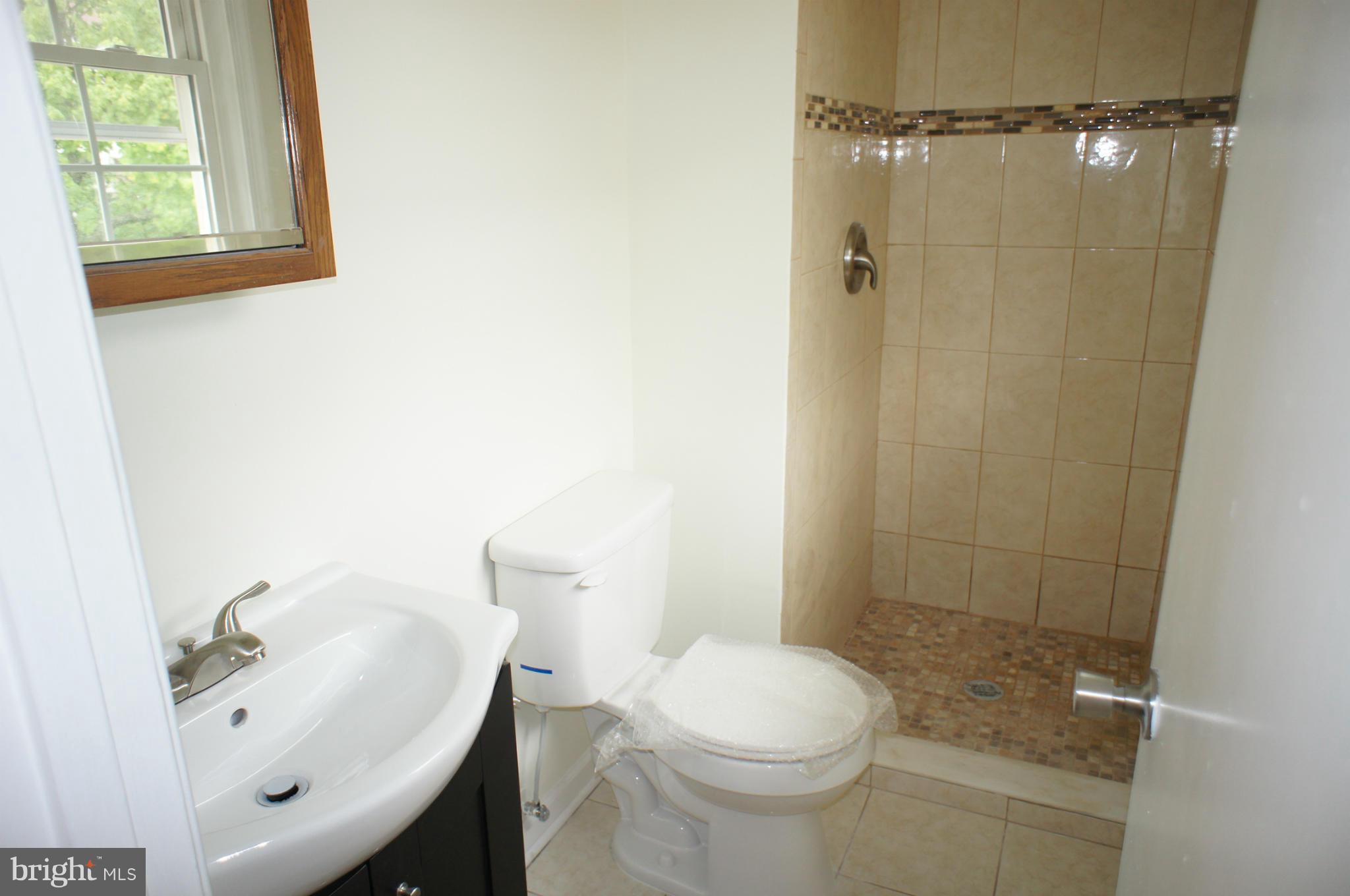 BROOKFIELD - Residential