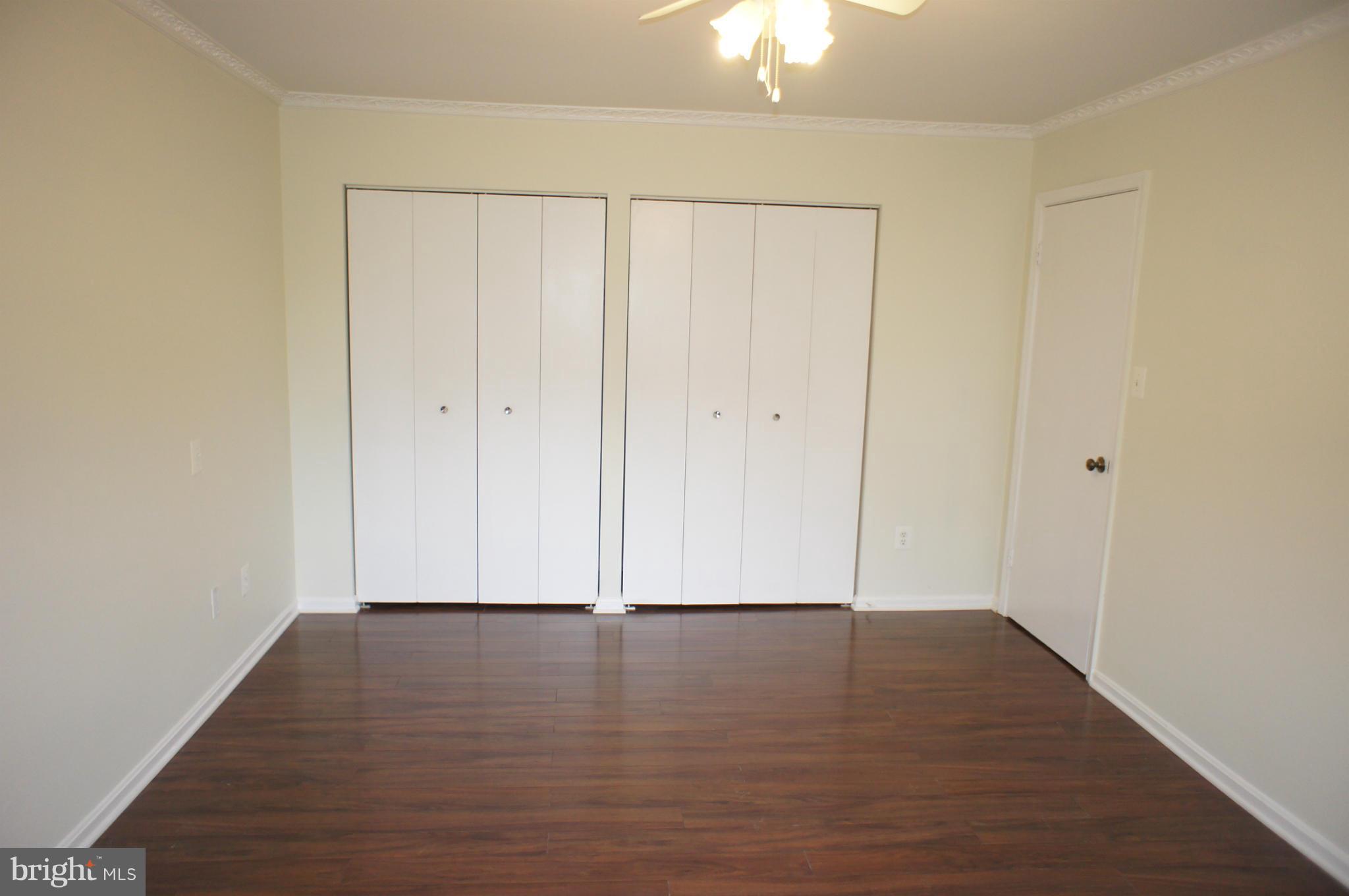 BROOKFIELD - Residential