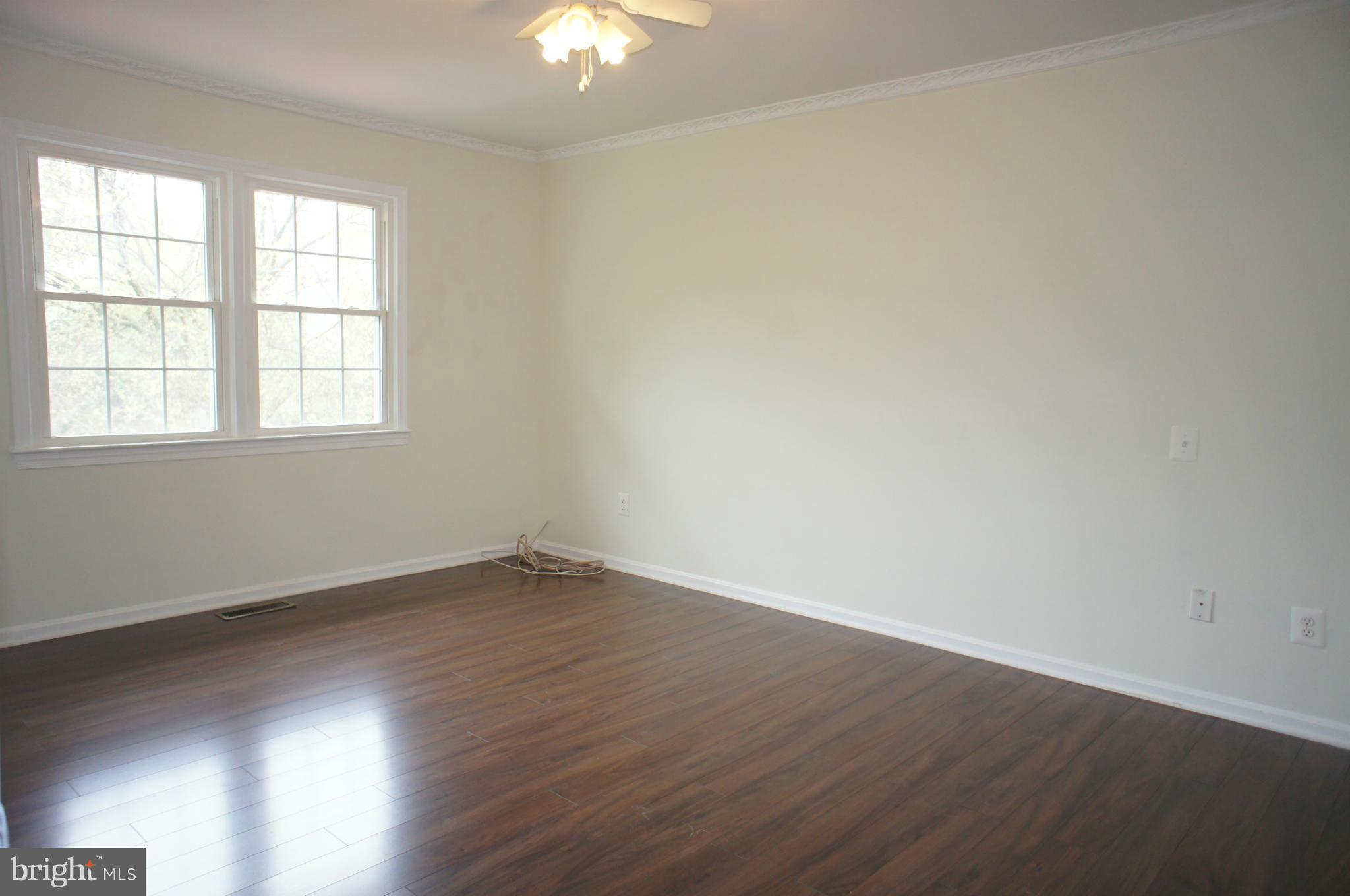 BROOKFIELD - Residential