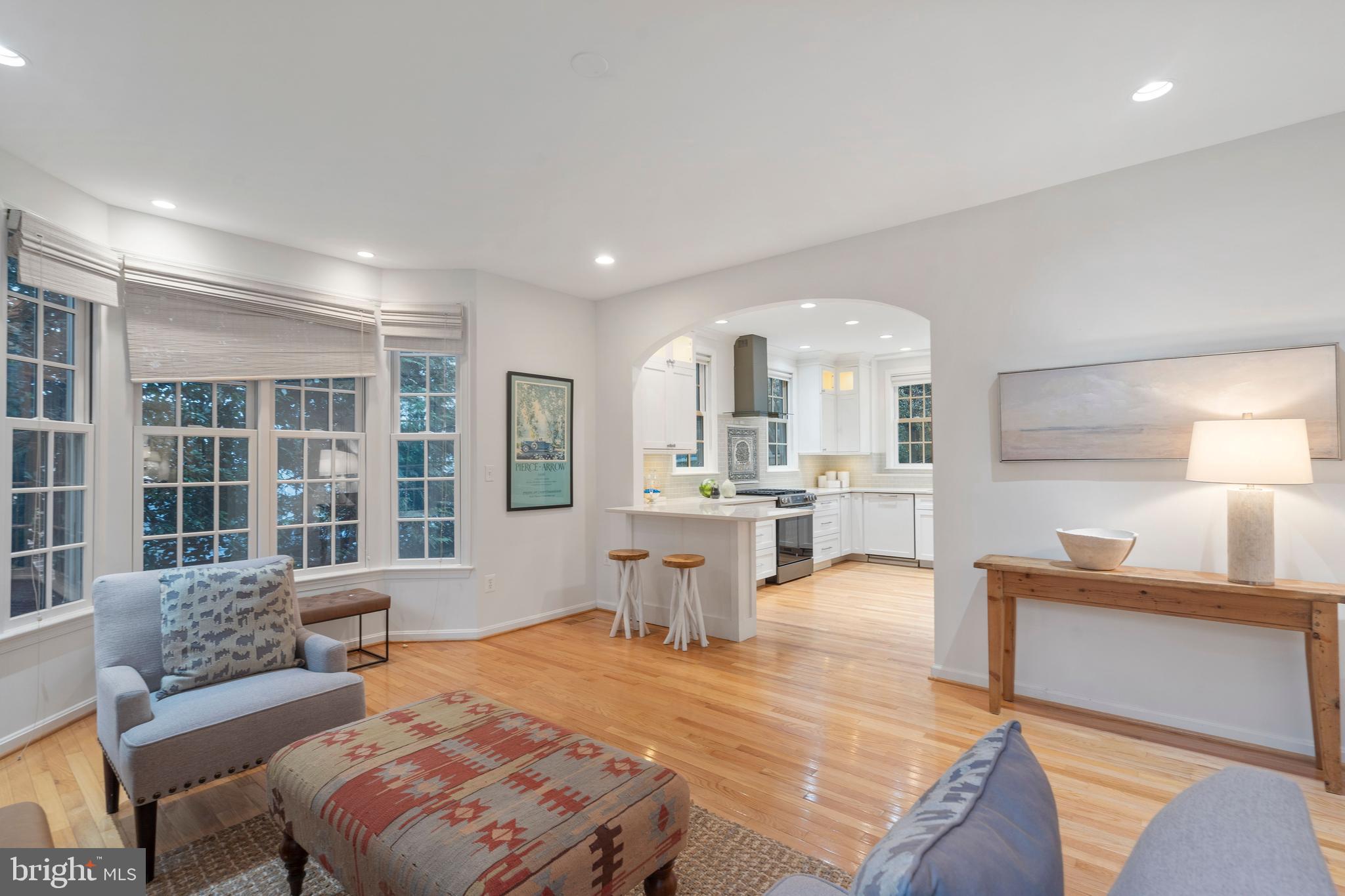 MADISON MANOR - Residential