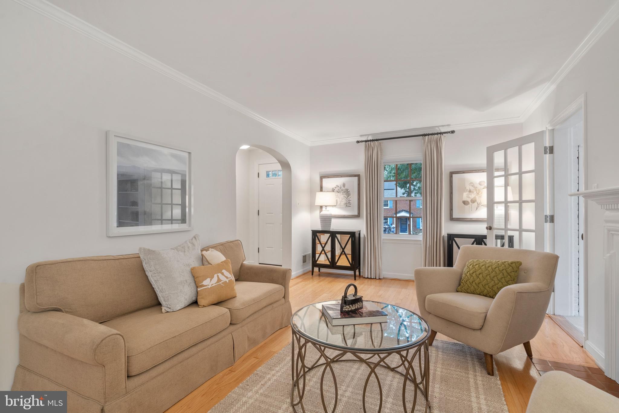 MADISON MANOR - Residential