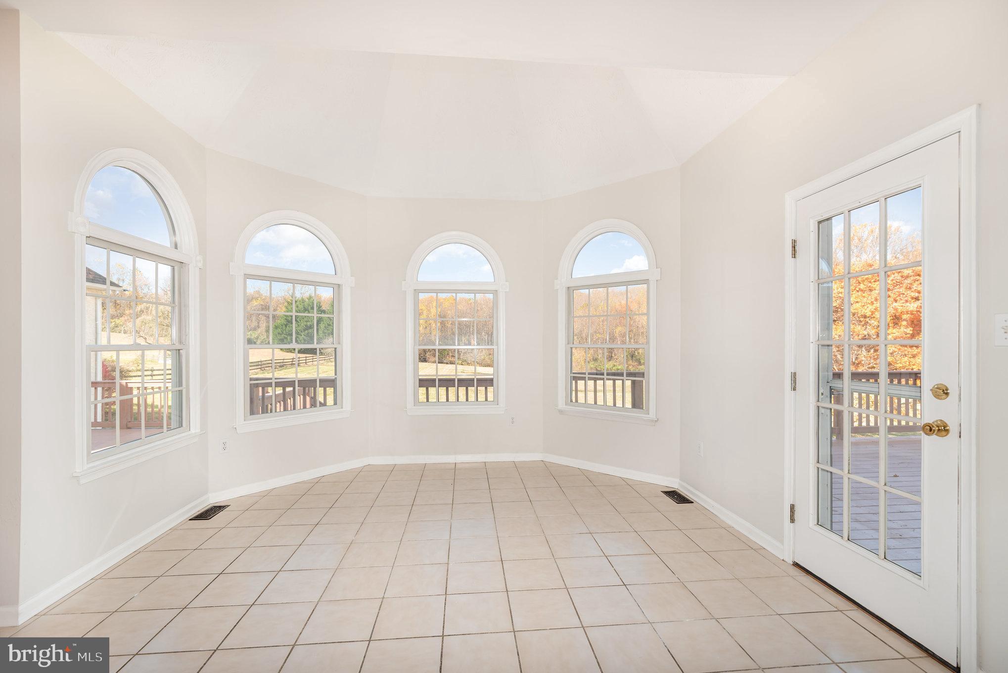 TOMAX FARMS - Residential