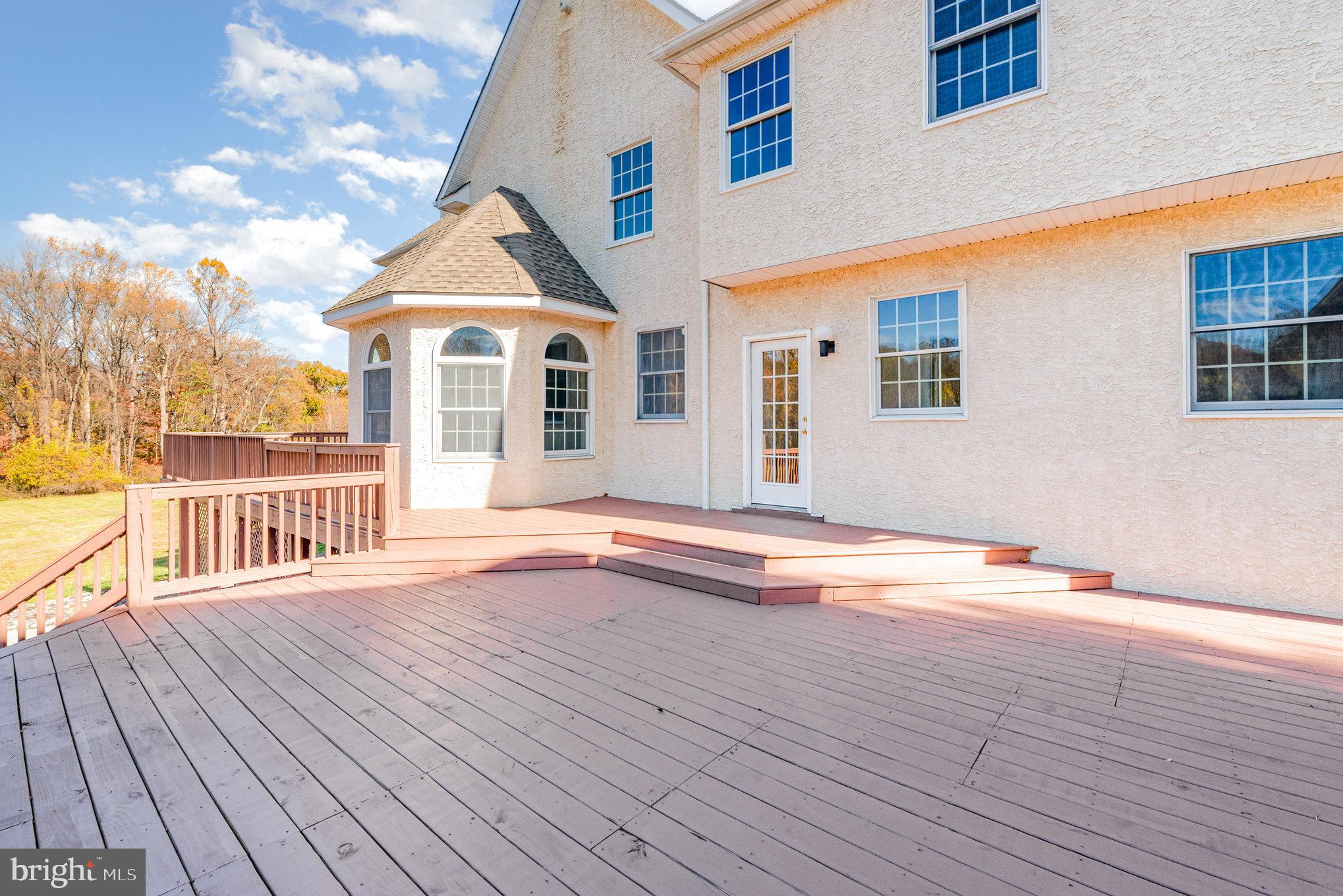 TOMAX FARMS - Residential