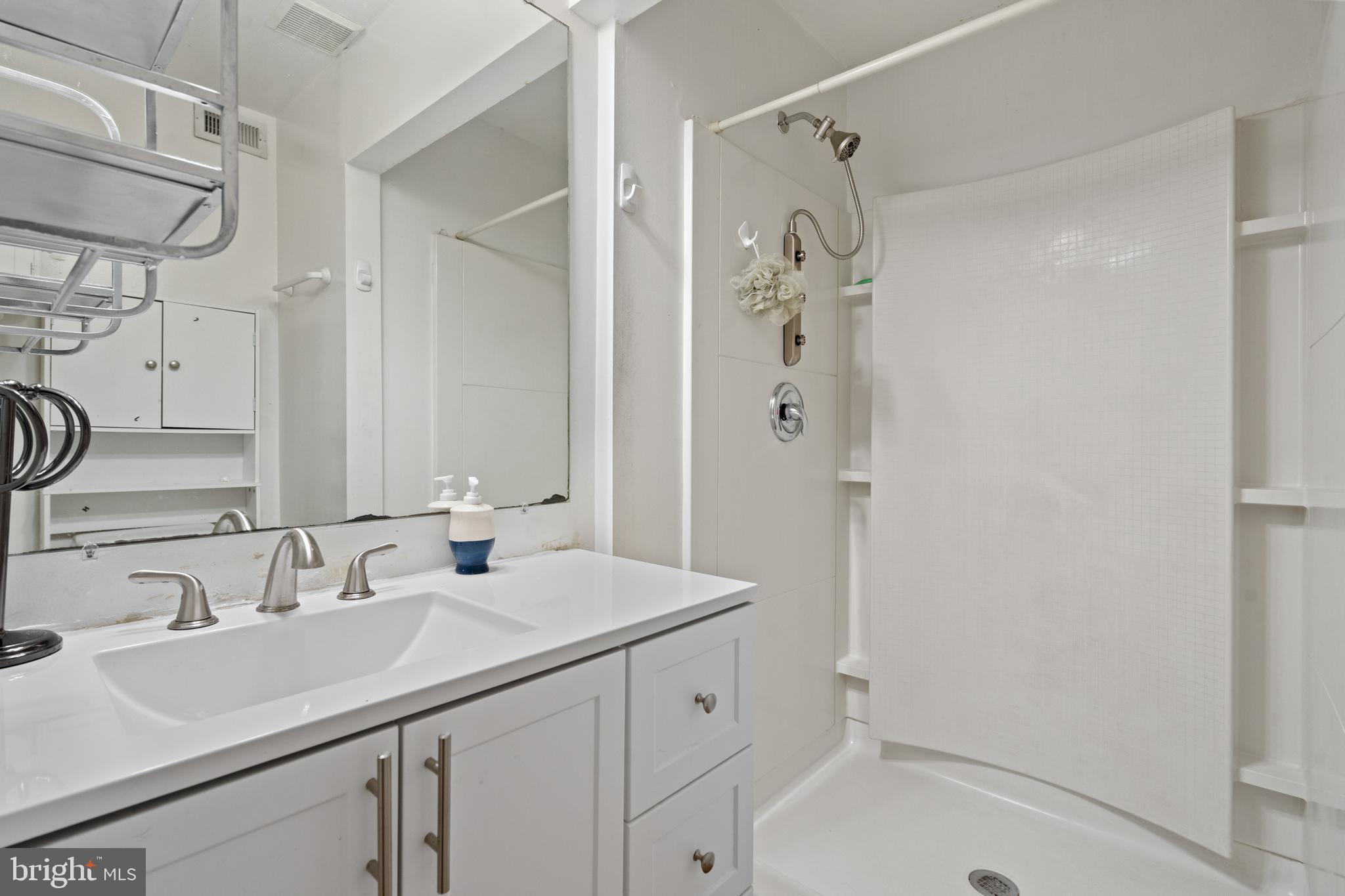 BERKELEY VILLAGE - Residential