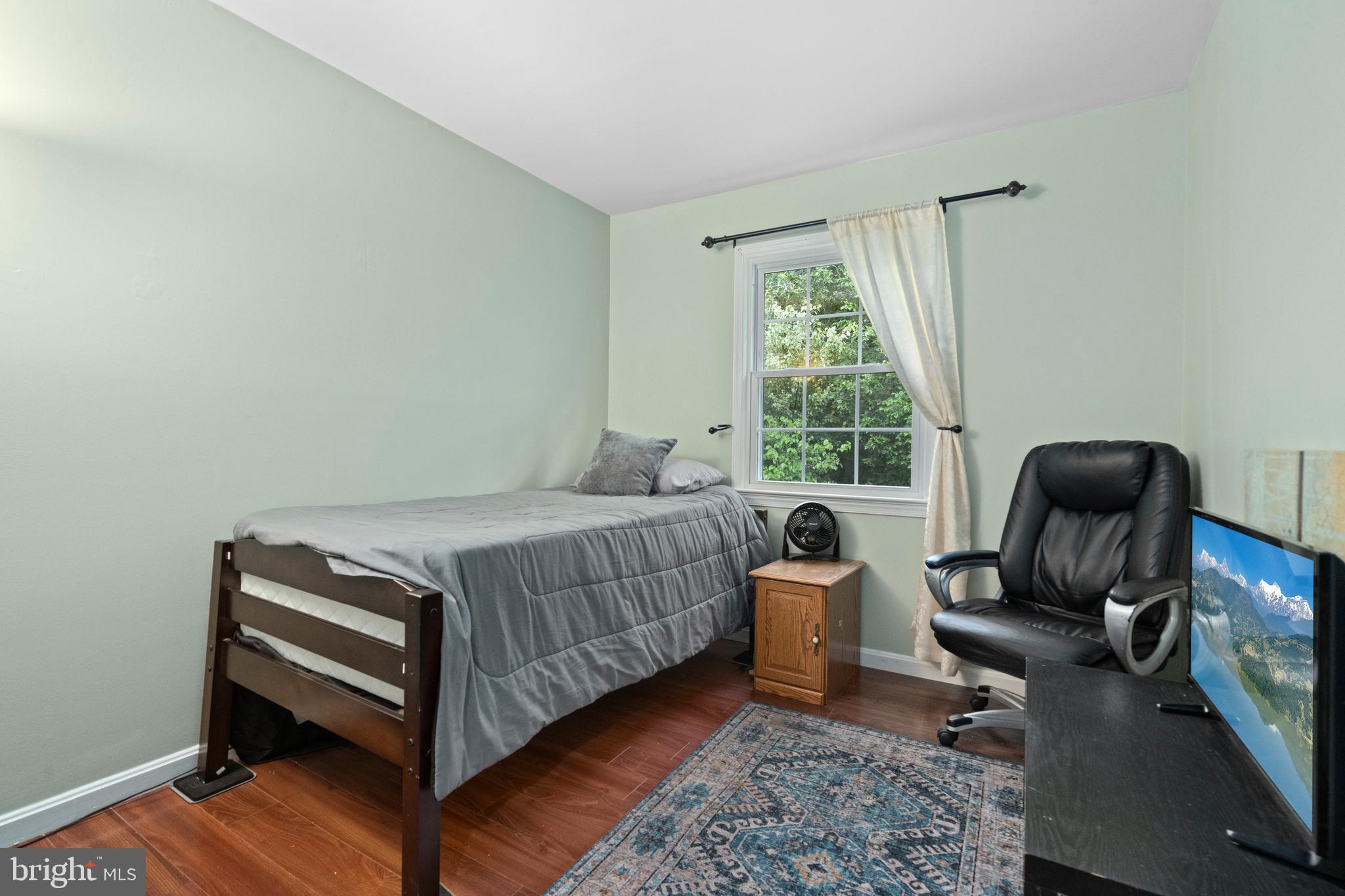 BERKELEY VILLAGE - Residential