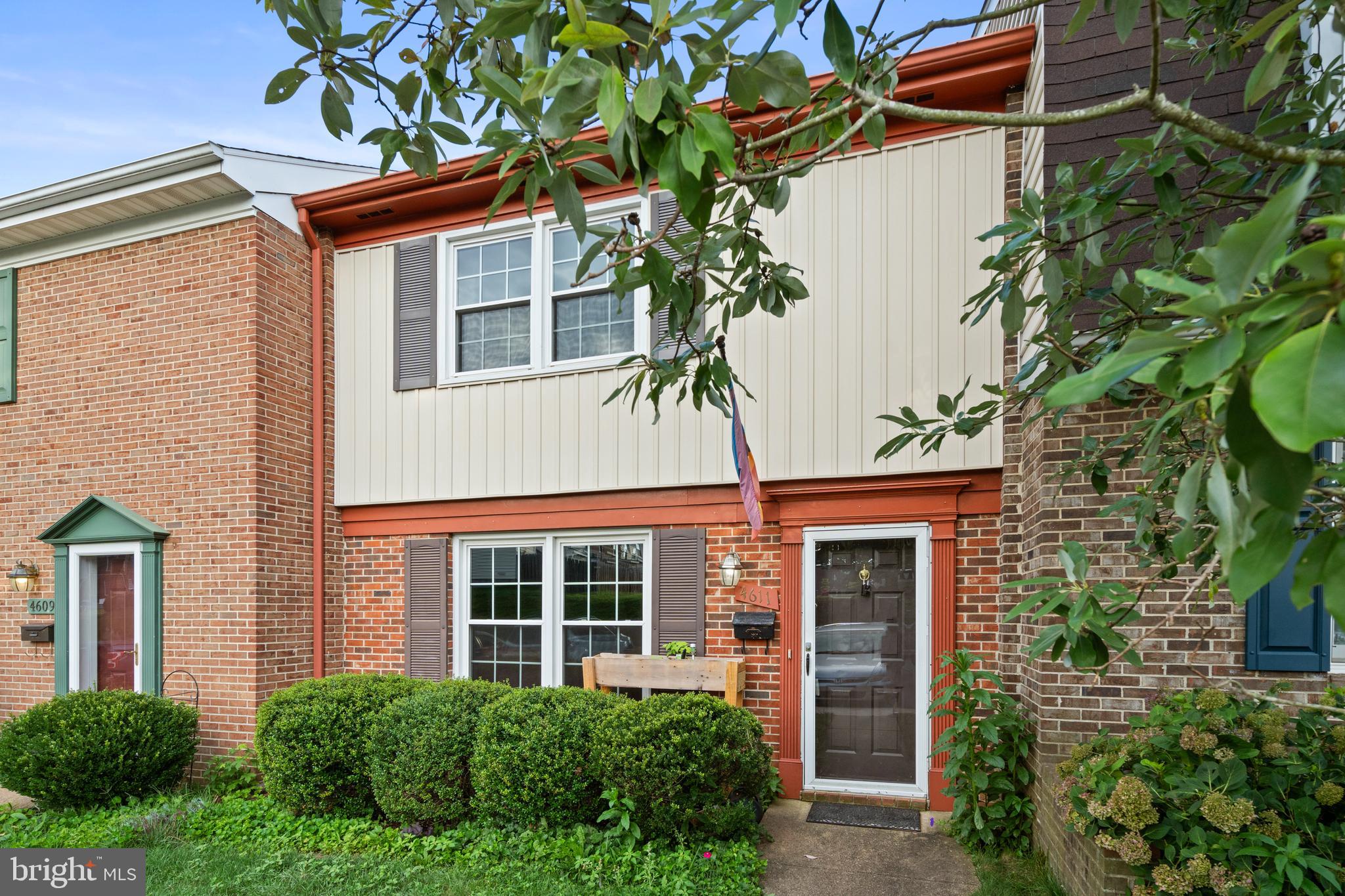 BERKELEY VILLAGE - Residential