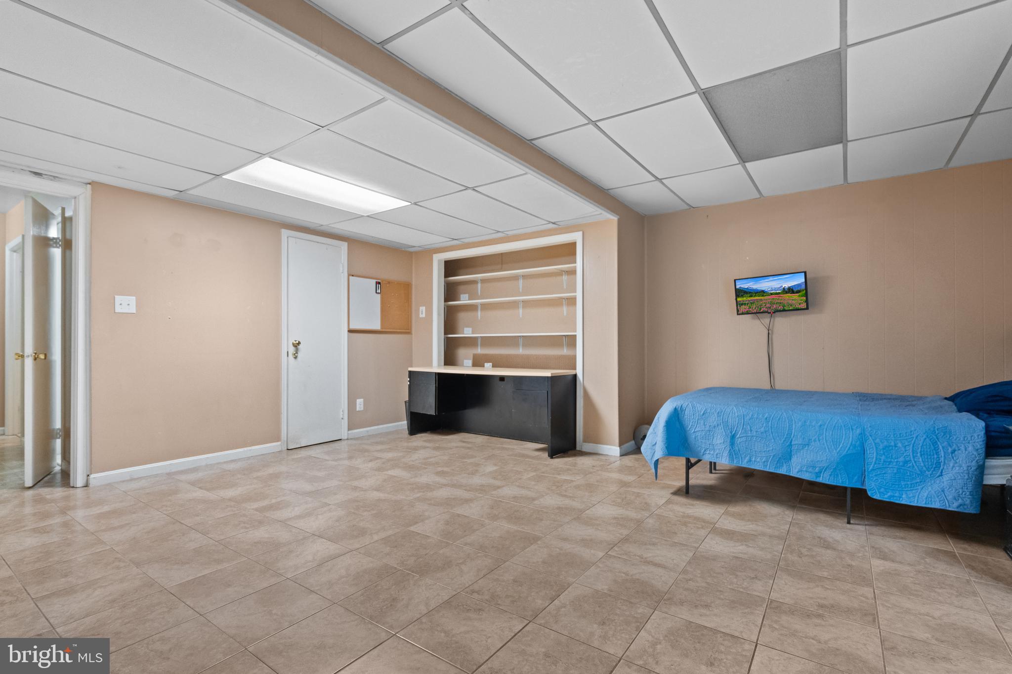 BERKELEY VILLAGE - Residential