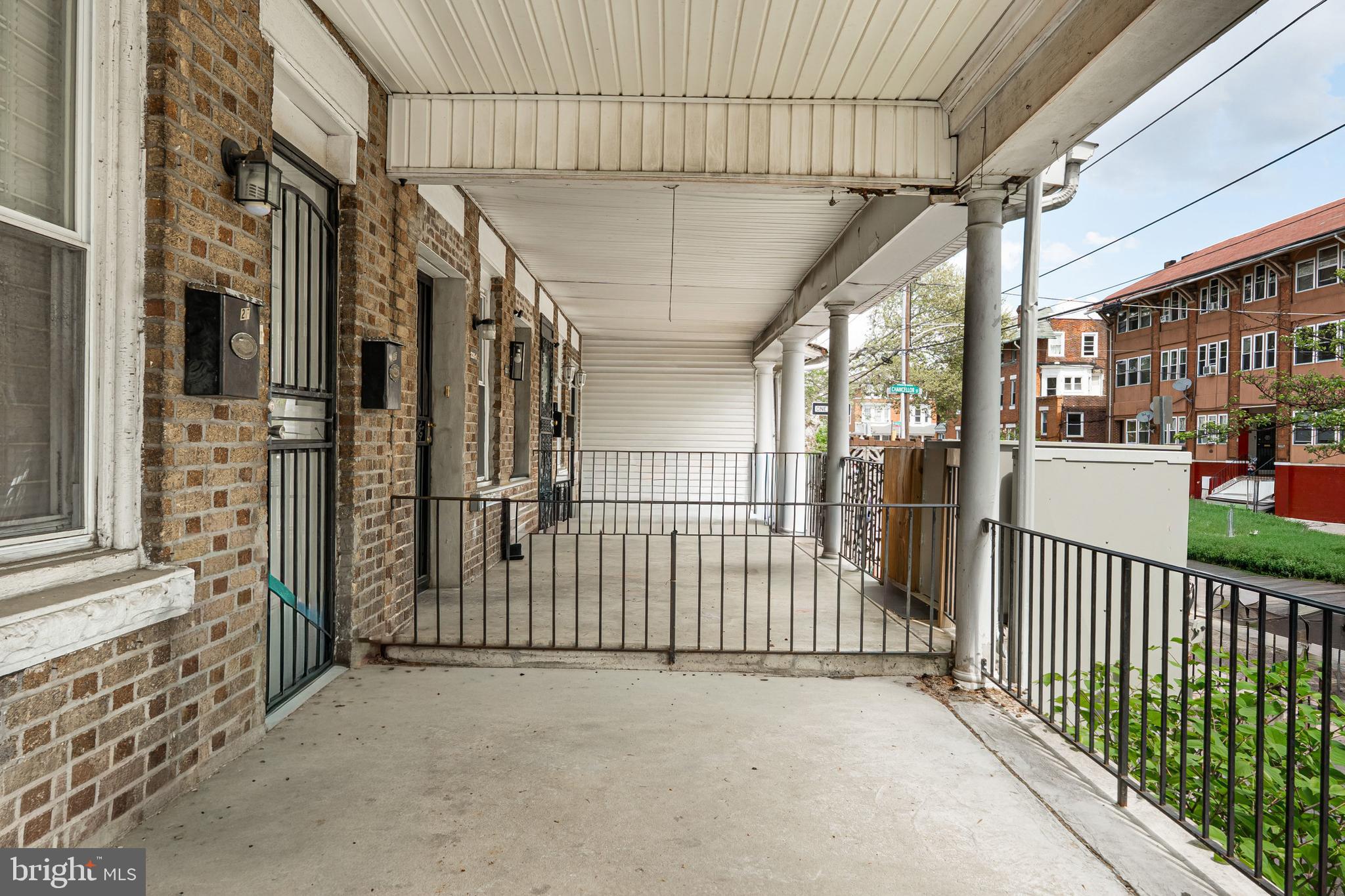 WALNUT HILL - Residential Income