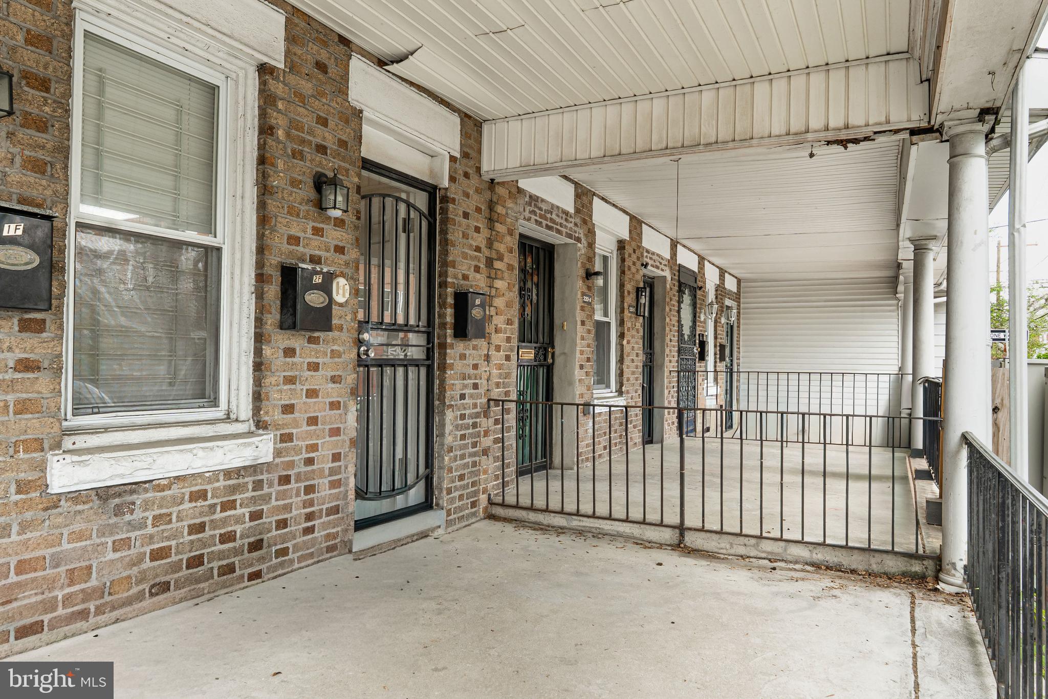 WALNUT HILL - Residential Income