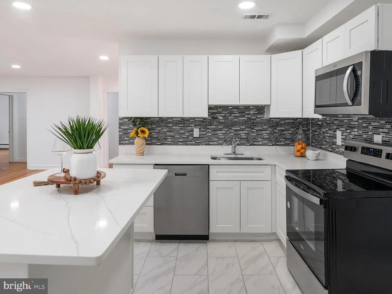 E L DAVIS - Residential