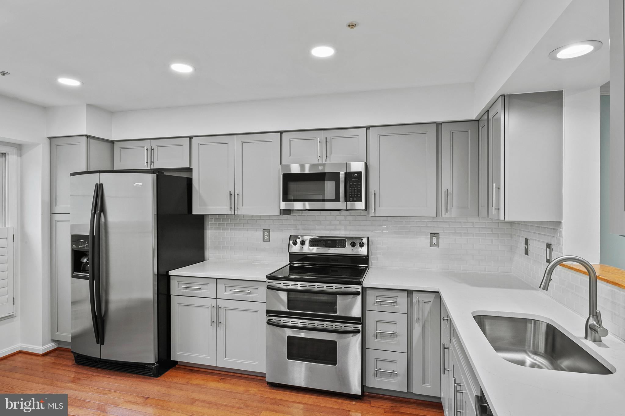 9333 SOMBERSBY COURT