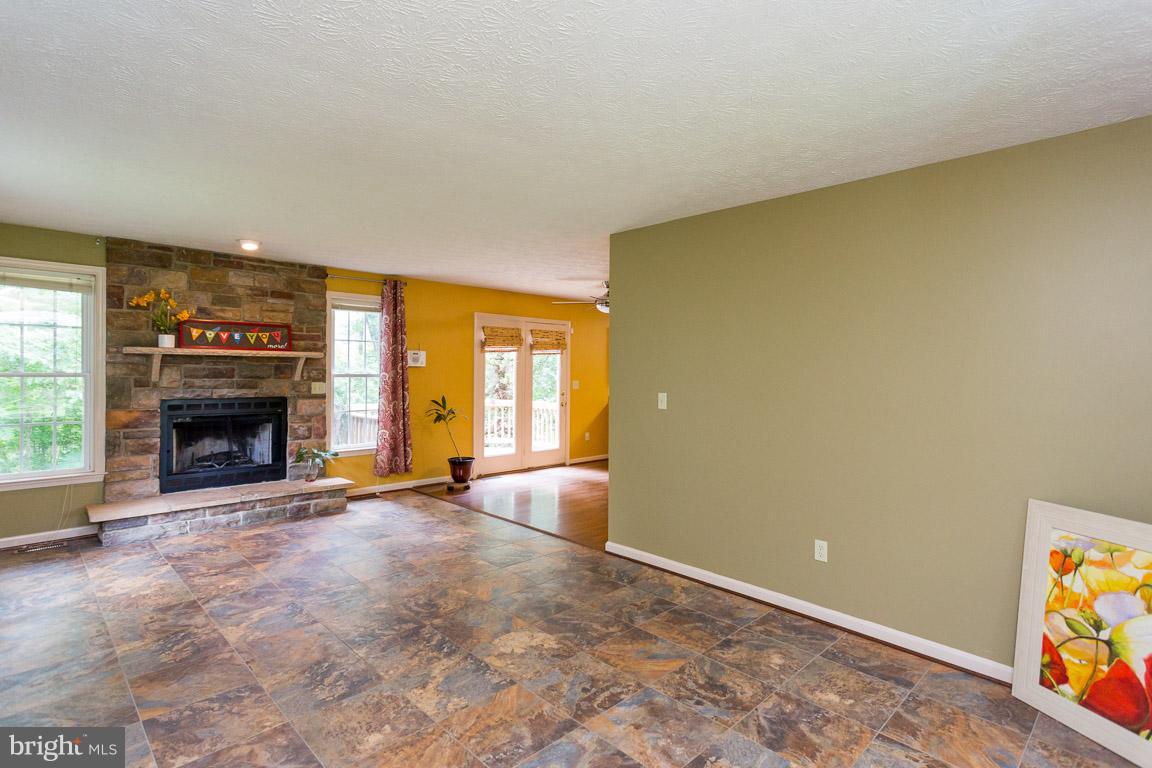 ARBOR GLEN - Residential