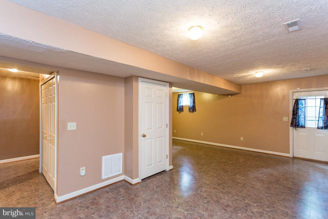 ARBOR GLEN - Residential