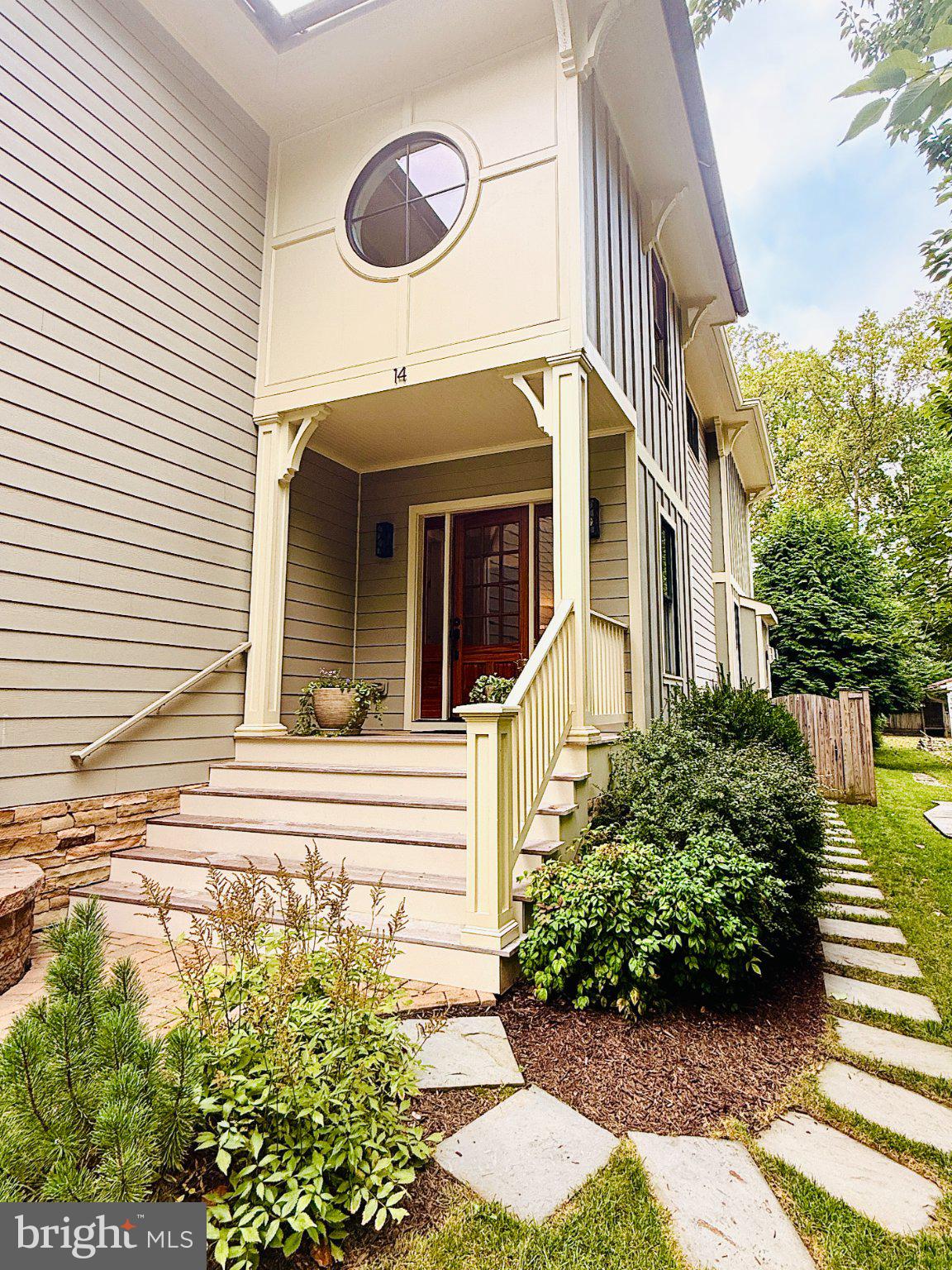 14 HULL AVENUE