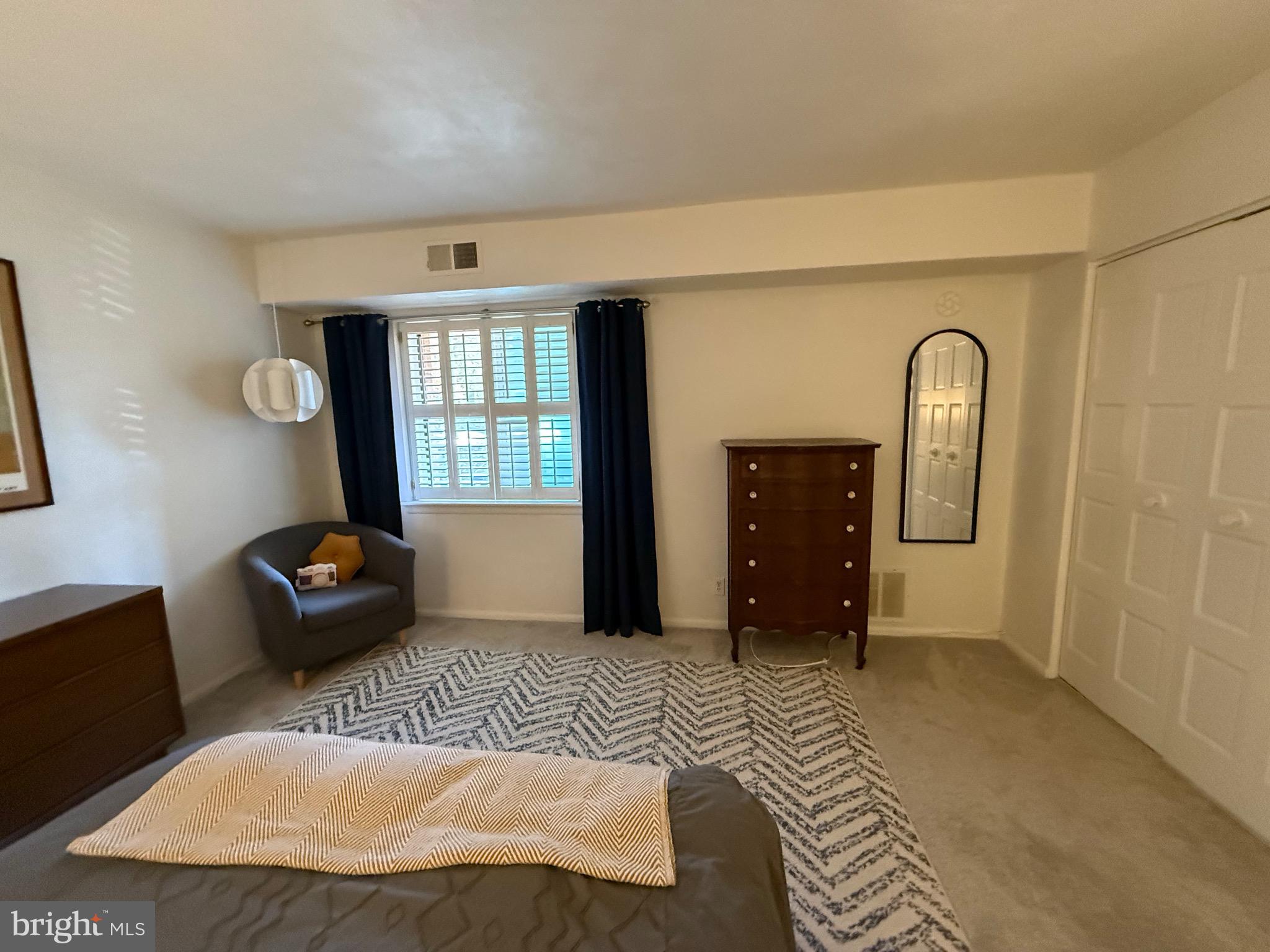 HICKORY HILL - Residential