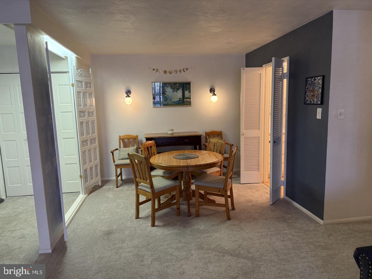 HICKORY HILL - Residential