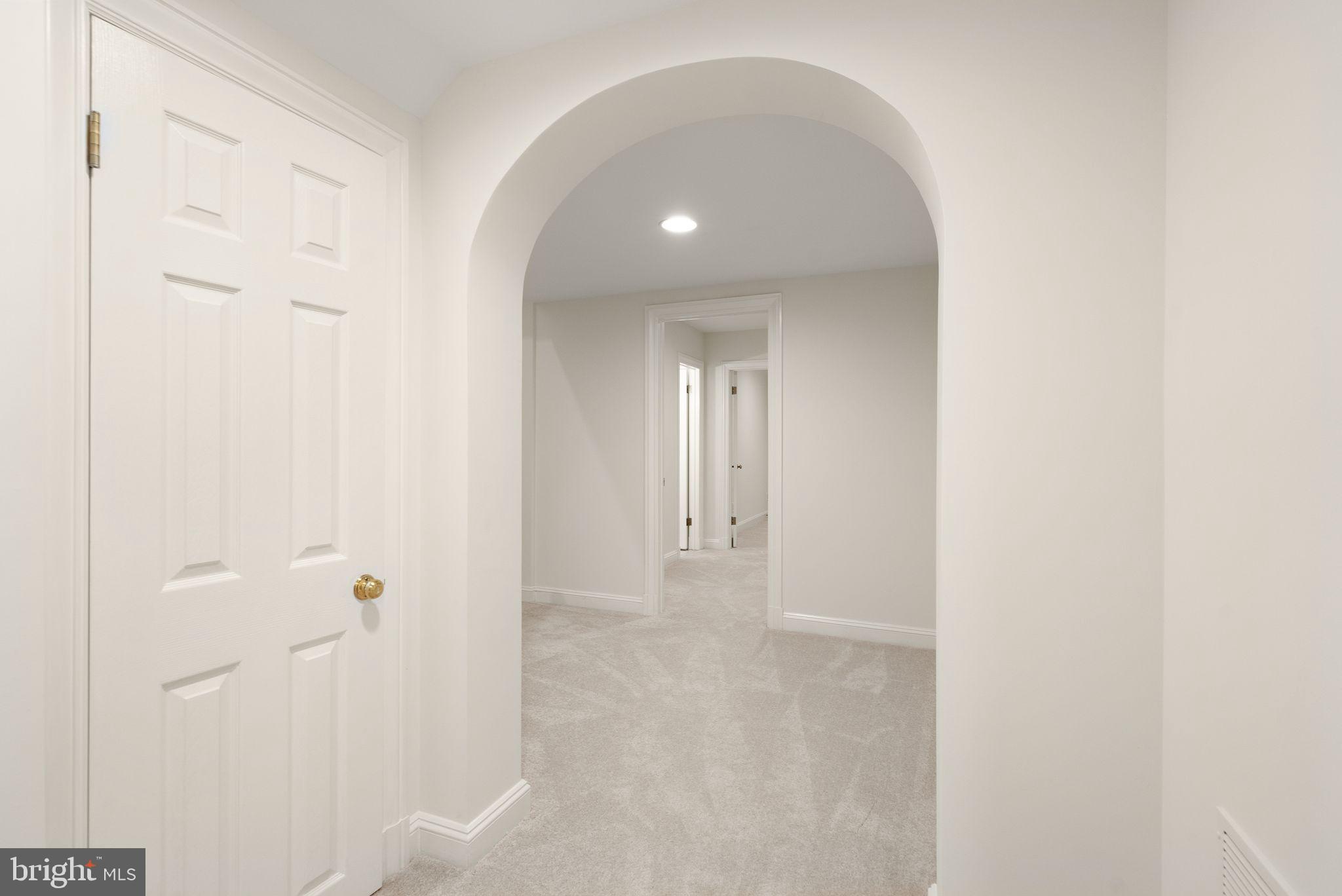 FALCONHURST - Residential