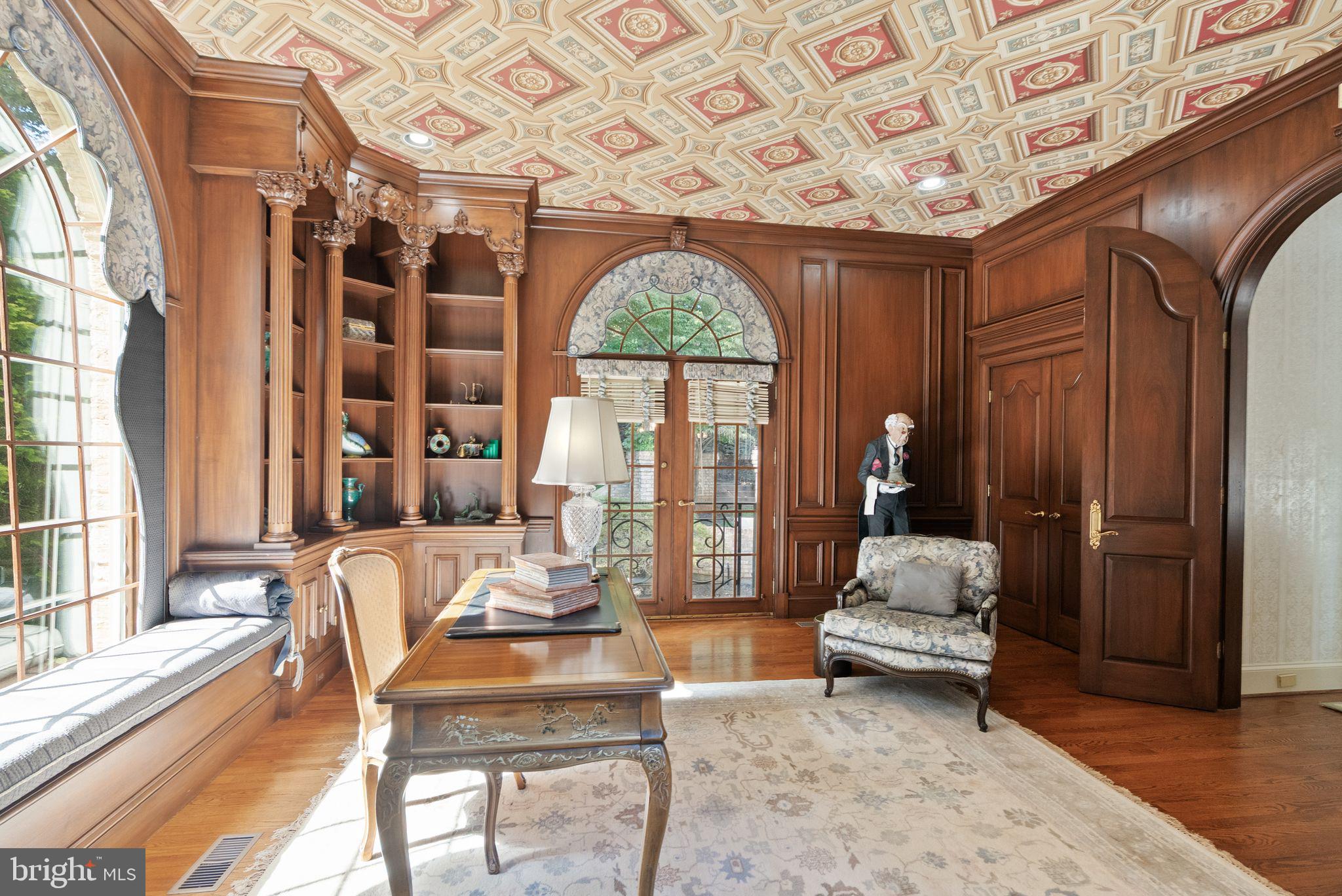 FALCONHURST - Residential