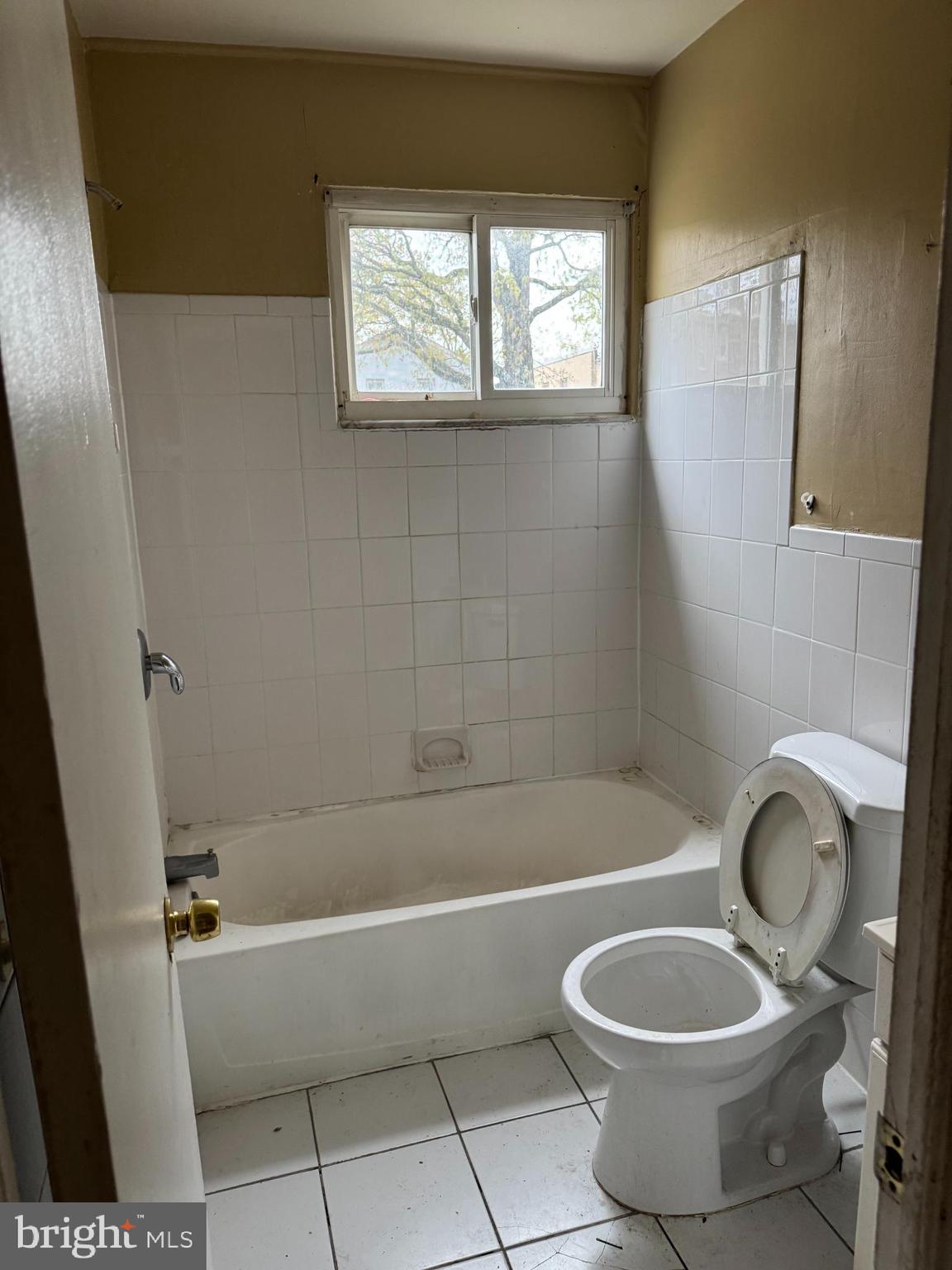 IVERSON VILLAGE - Residential