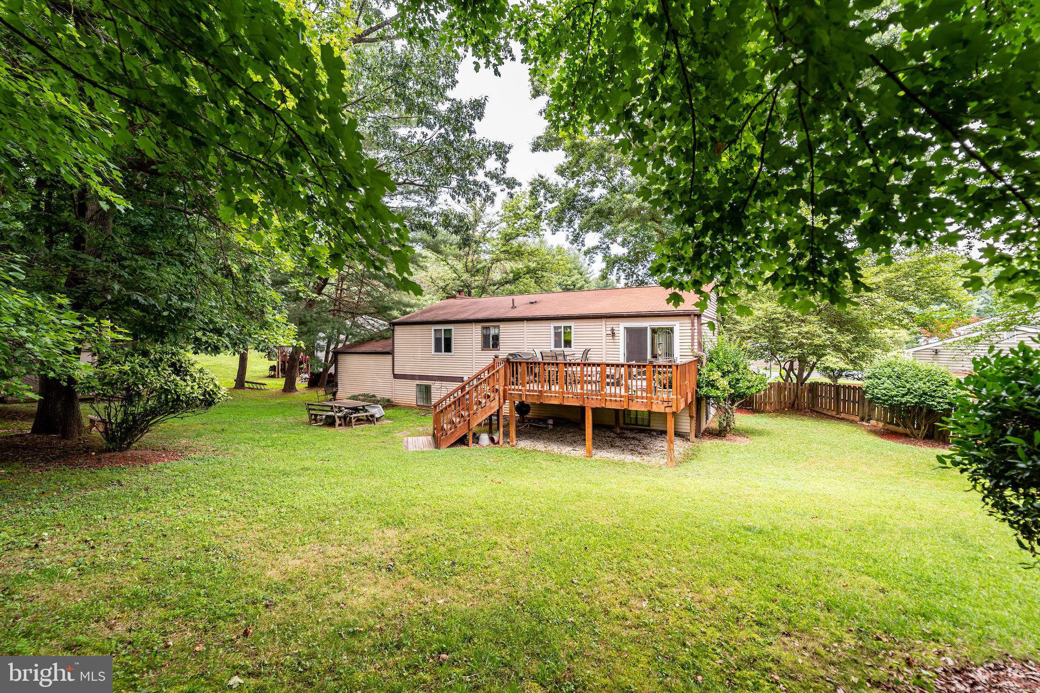 OAK SPRINGS - Residential