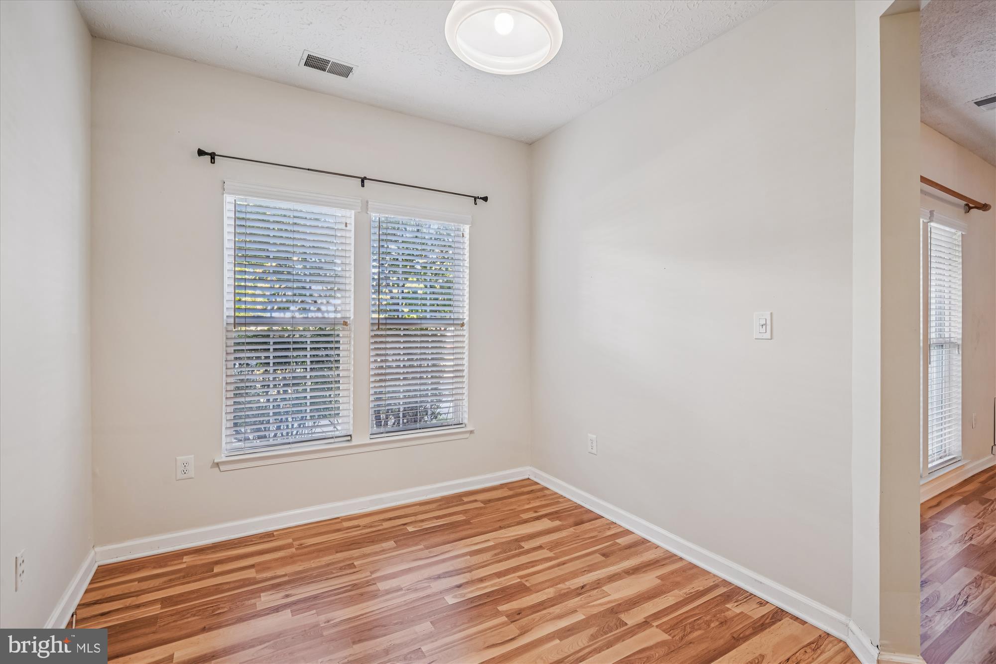 CHESTNUT TERRACE - Residential