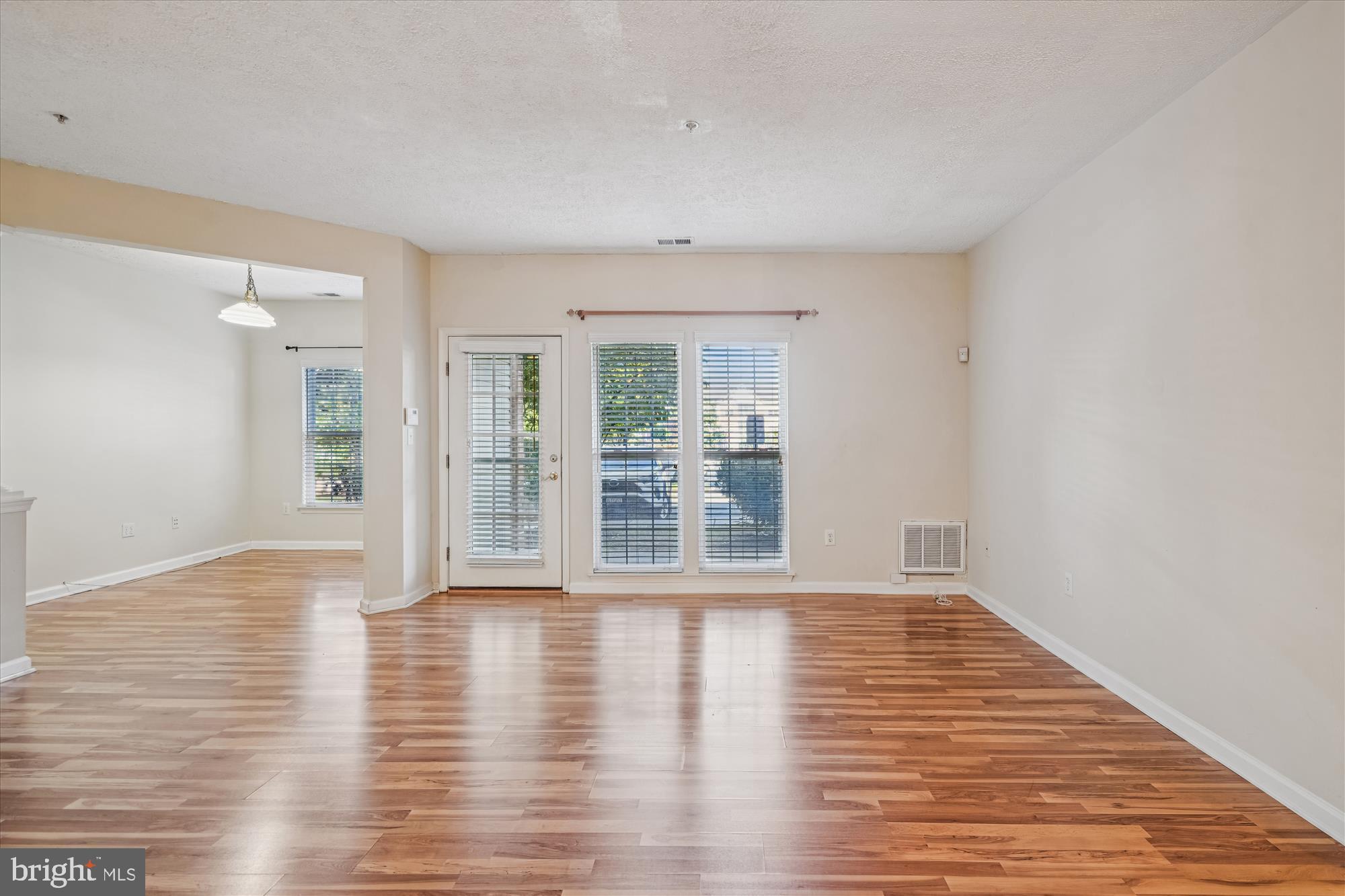 CHESTNUT TERRACE - Residential