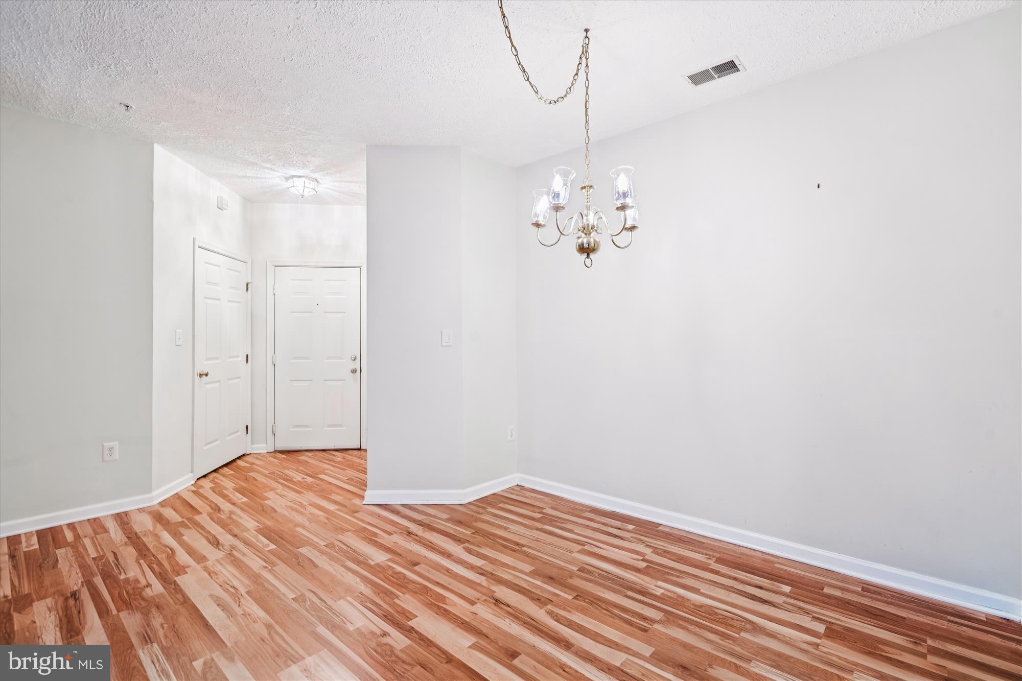 CHESTNUT TERRACE - Residential