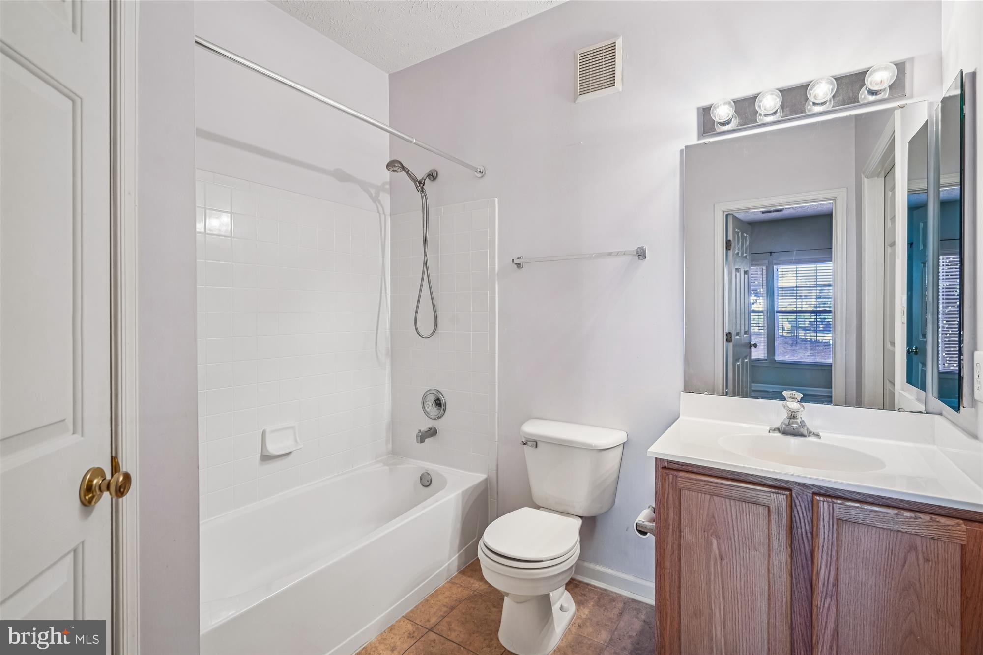 CHESTNUT TERRACE - Residential