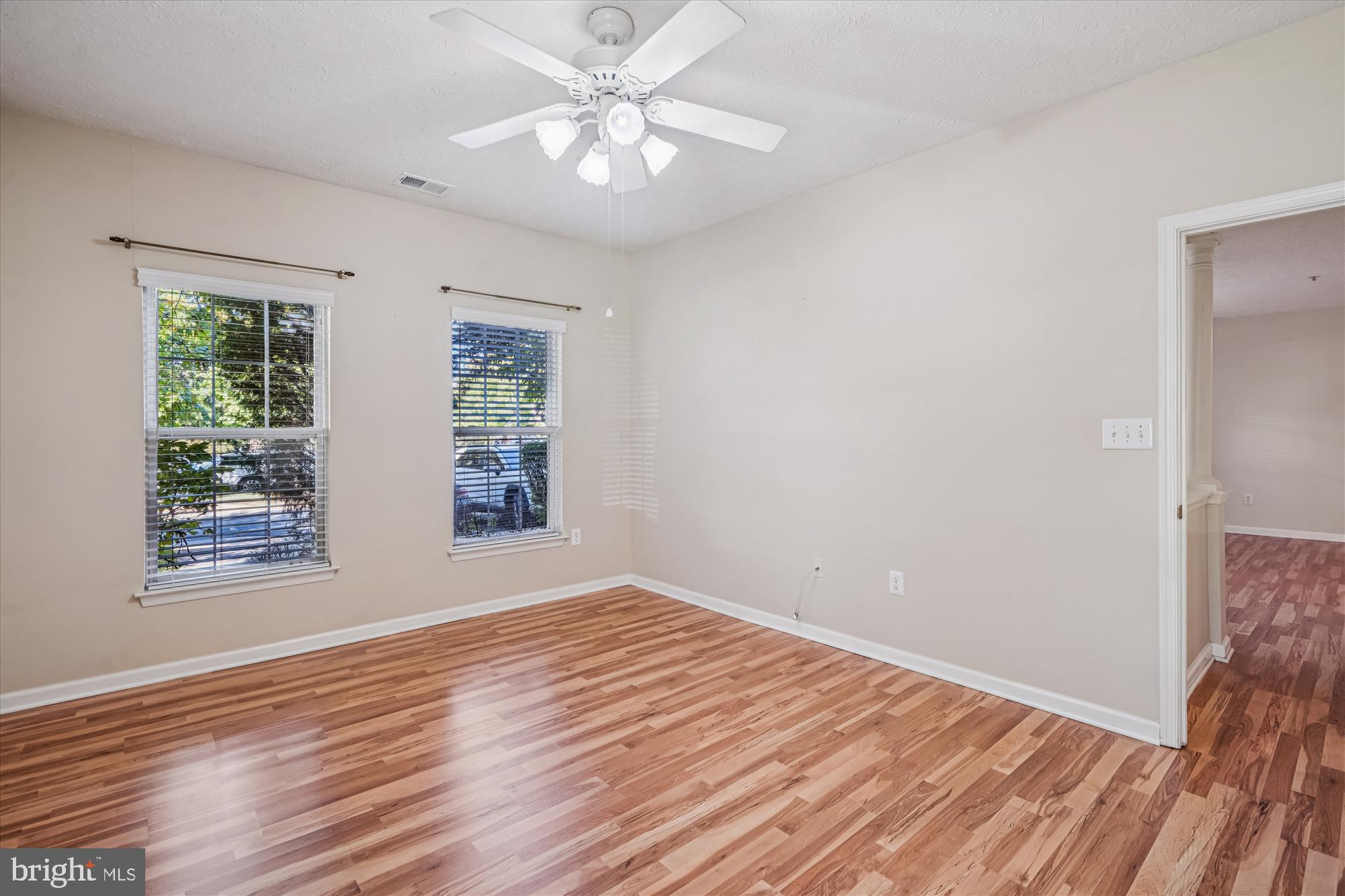 CHESTNUT TERRACE - Residential