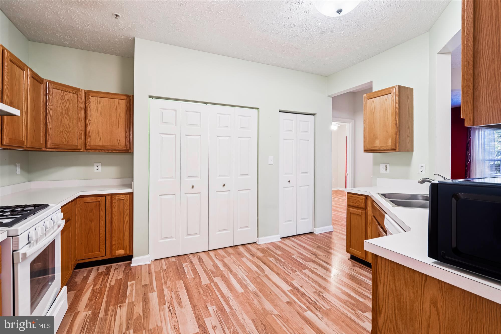 CHESTNUT TERRACE - Residential