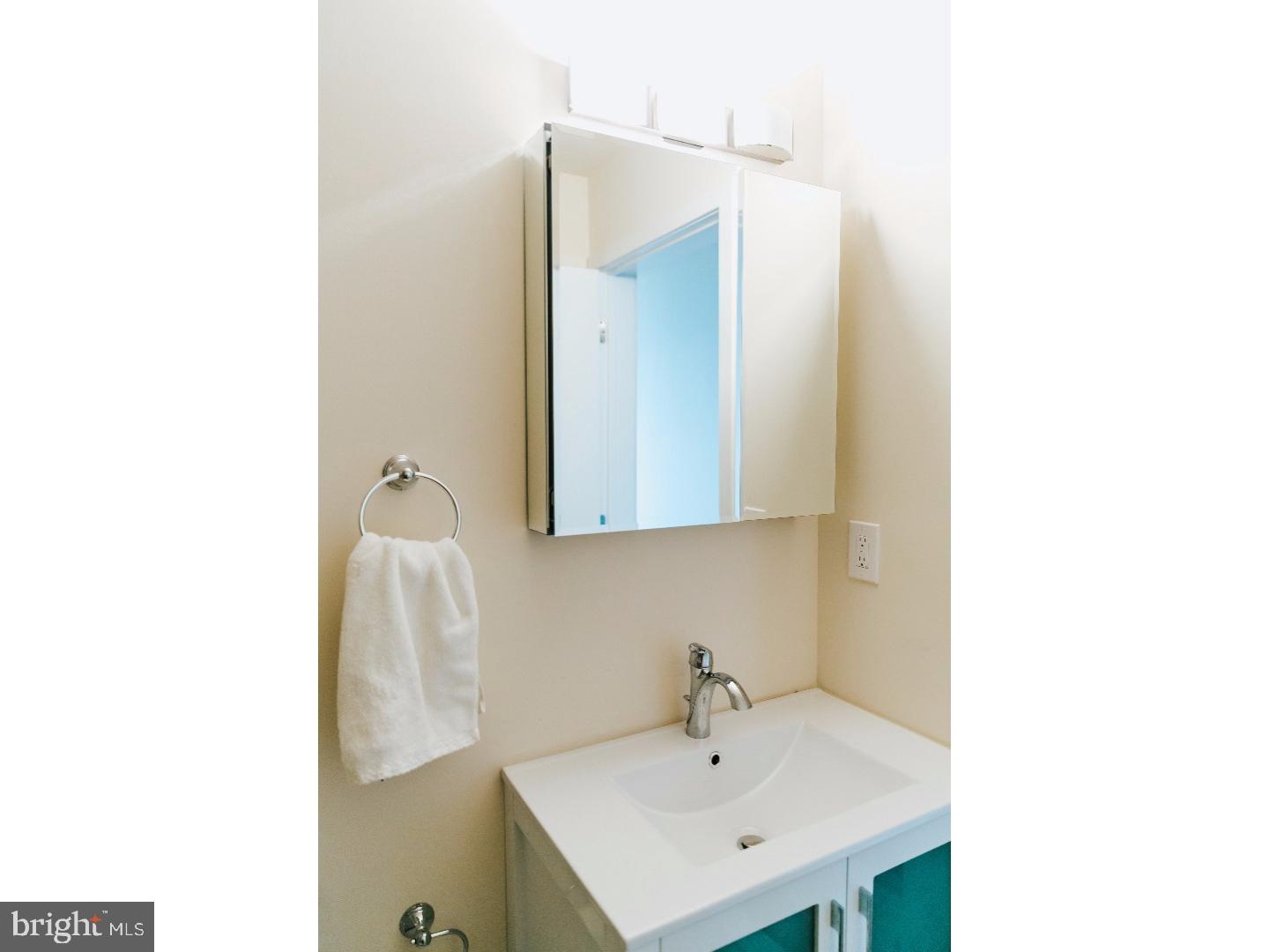 GRADUATE HOSPITAL - Commercial Sale