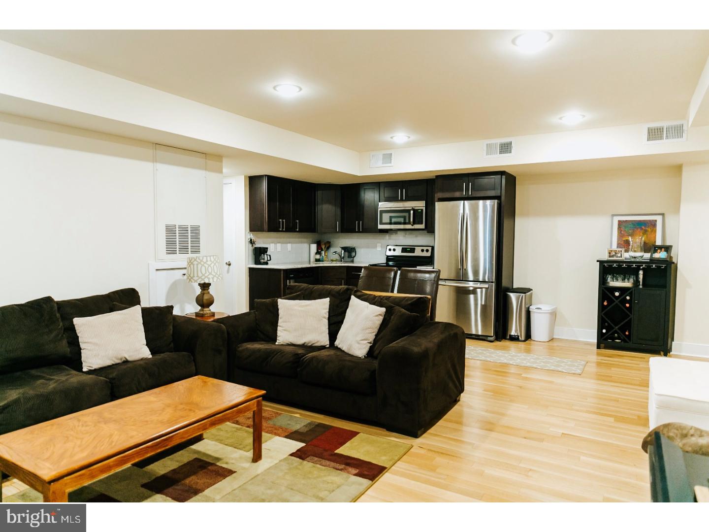 GRADUATE HOSPITAL - Commercial Sale