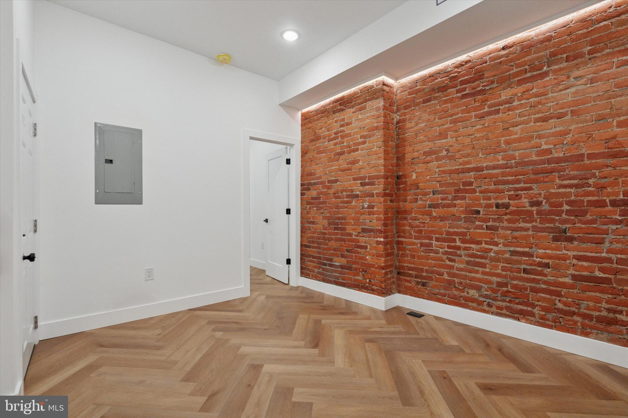 NEWBOLD - Residential Lease