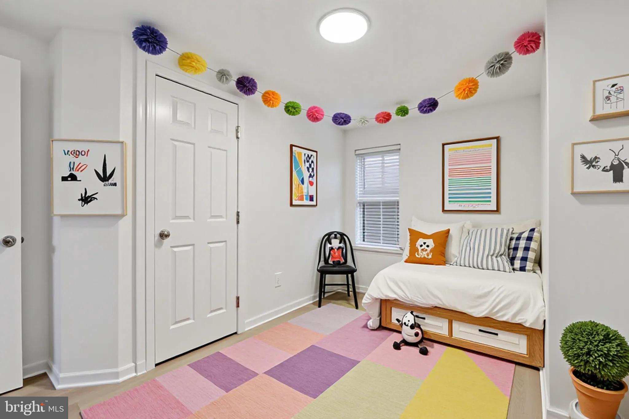 MANTUA - Residential