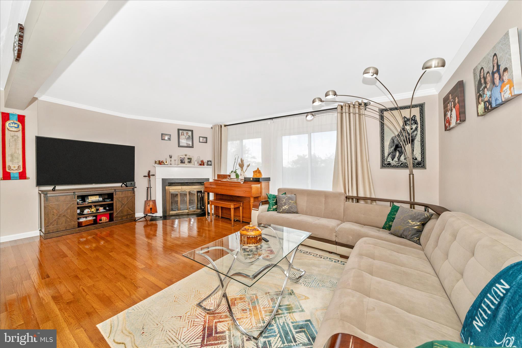 5880 CRITTER COURT 9-06