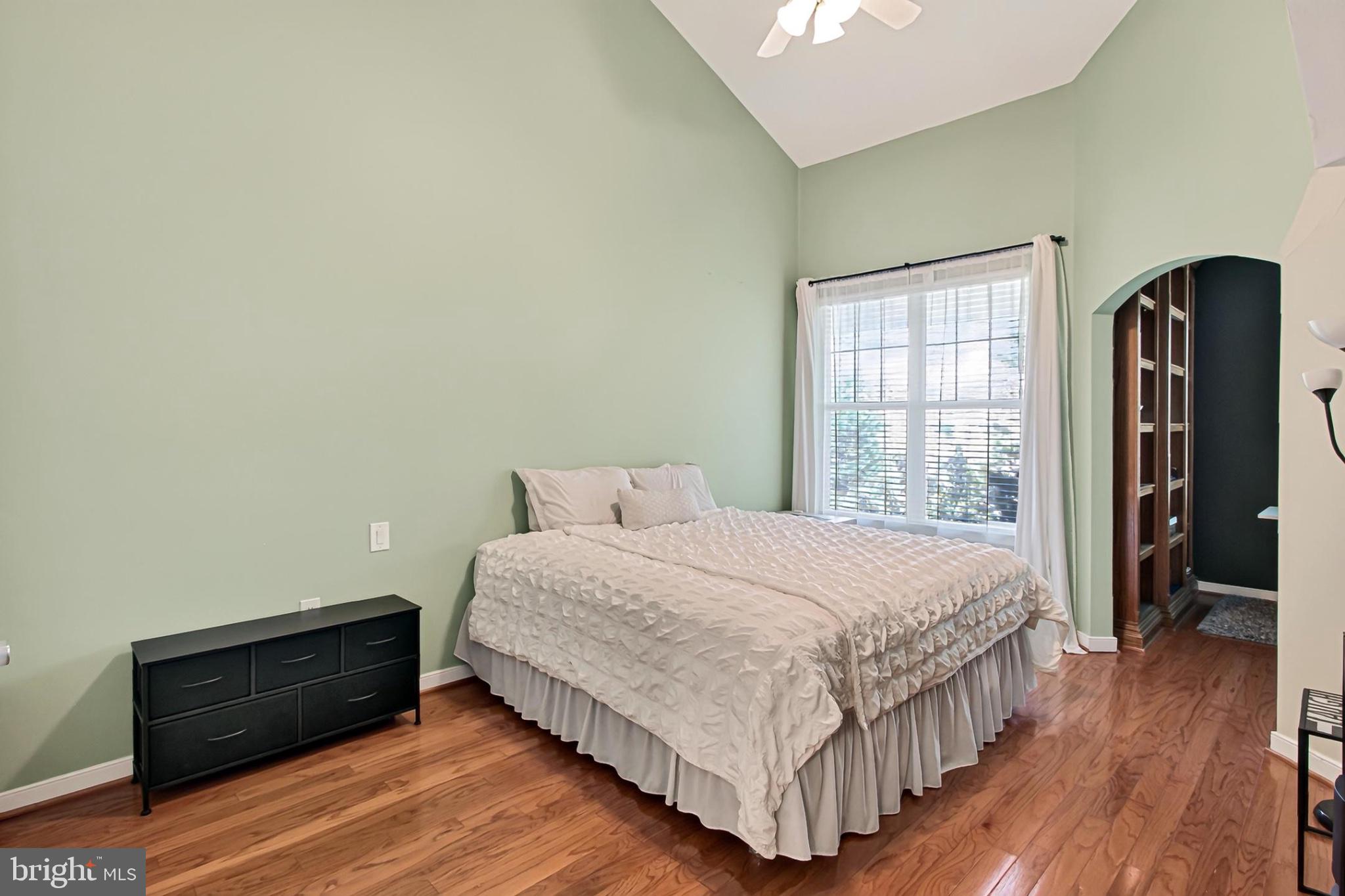1641 INTERNATIONAL DRIVE 414