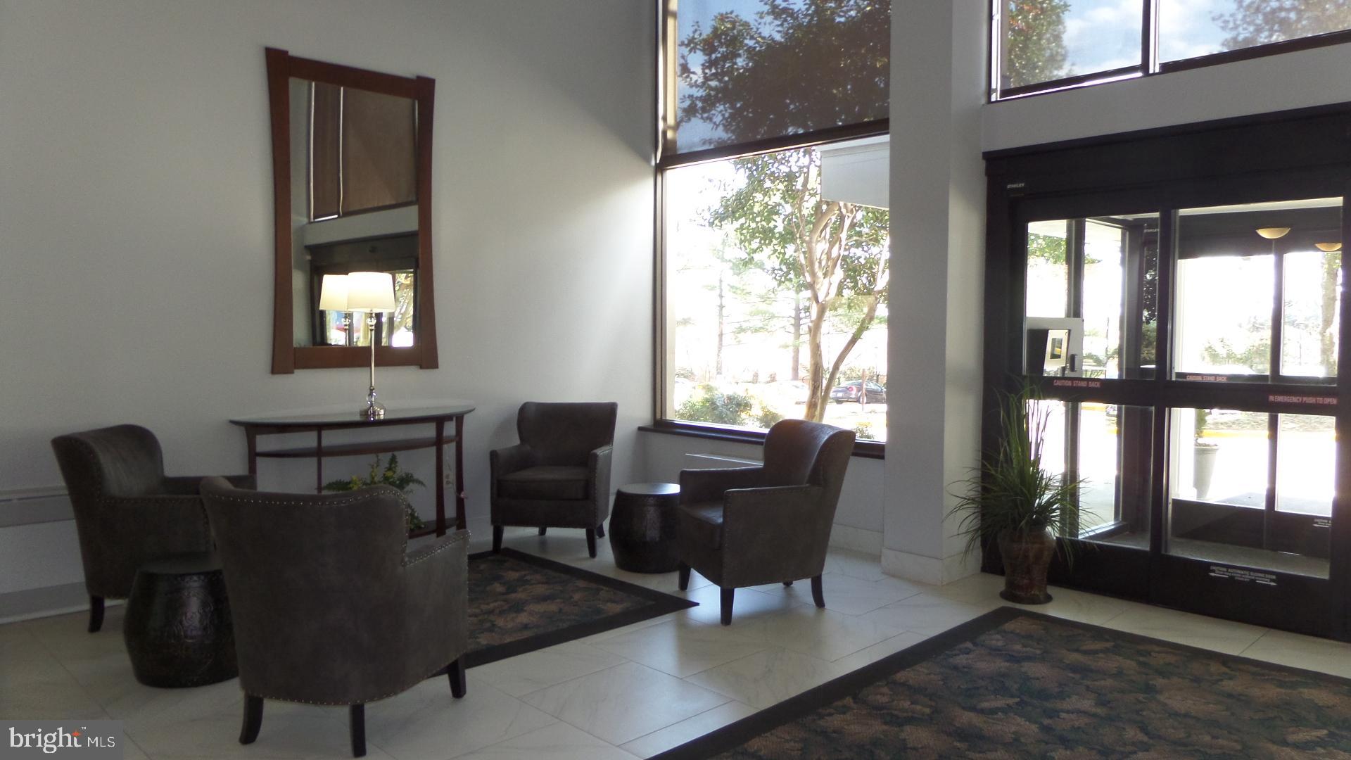 HUNTING CREEK CLUB CONDOMINIUMS - Residential